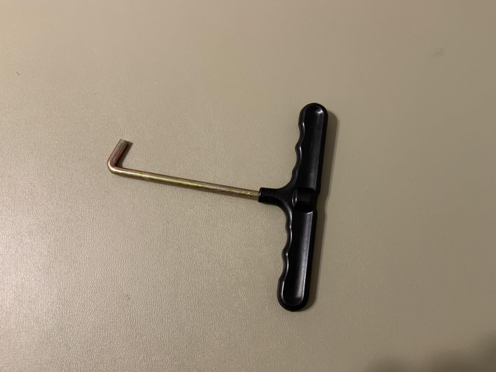 CIATBYYJ Lace Tightener Tool for Skates, Shoe Lace Tightner, Stainless Steel Trampoline Spring Pull Tool, Skate Key Boot Laces Hooks Puller for Ice Skates, Roller Skate, Hockey, Trampoline Springs customer photo 2