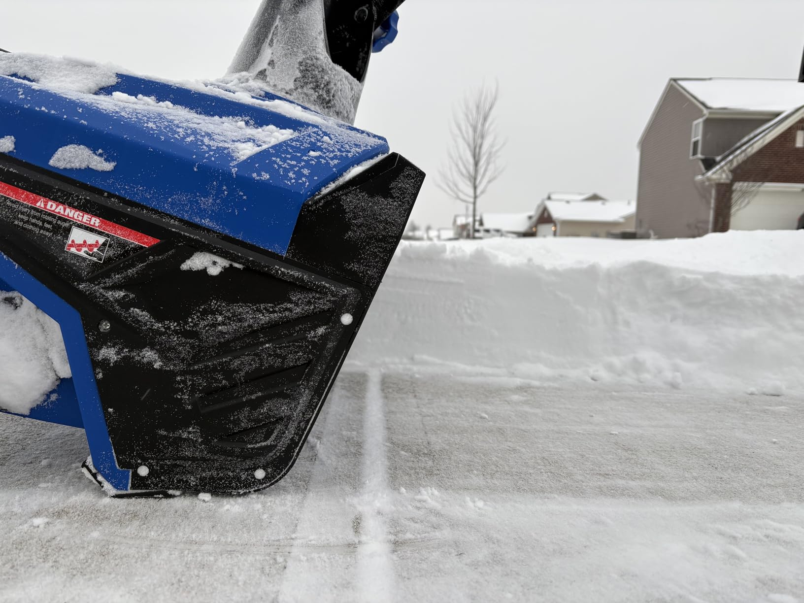 BILT HARD 20-Inch Electric Snow Blower, 15 Amp Walk-Behind Corded Electric Snowblower with Dual LED Lights, 30ft Throwing Distance, 2-Blade Reinforced Auger for Driveway, Walkway customer photo 1