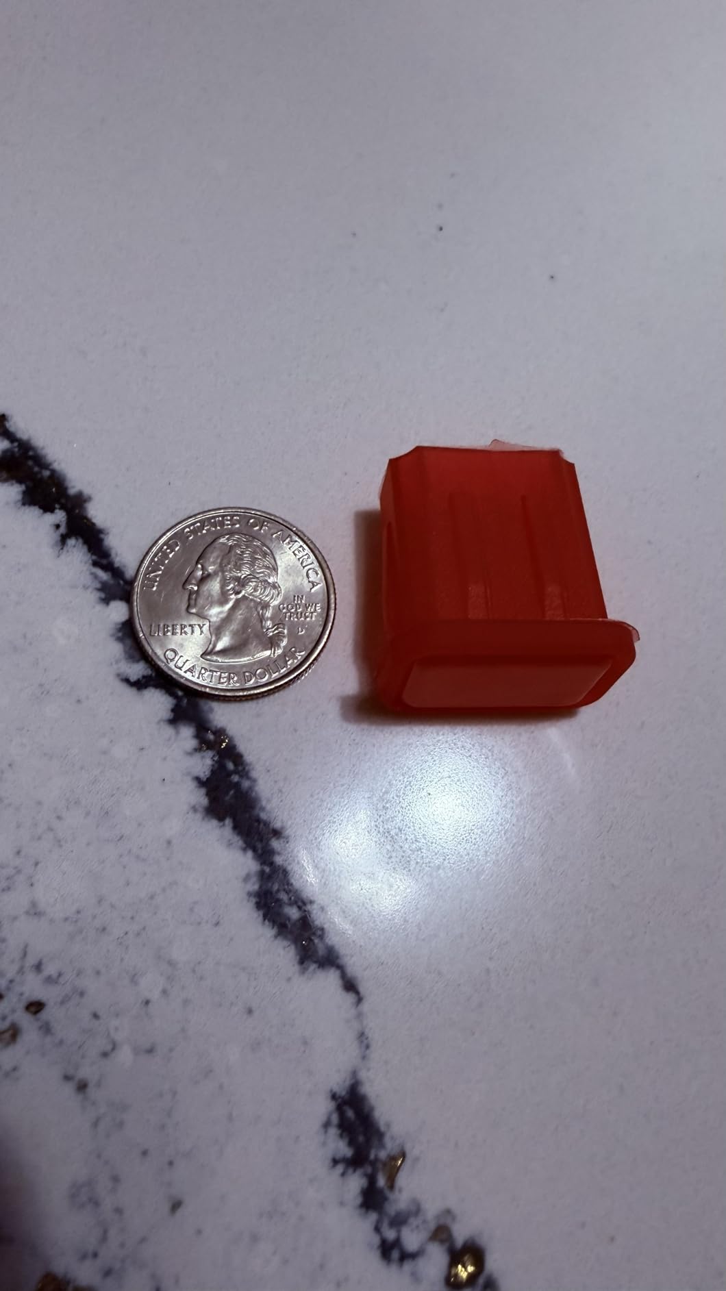 UICE Hockey Stick End Plugs - 10 Pieces Durable Polypropylene Hockey Handle End Caps, Anti-Slip & Shock-Absorbing Design, Compatible with Most Standard Hockey Sticks, Ideal for Youth & Adult Players customer photo 1