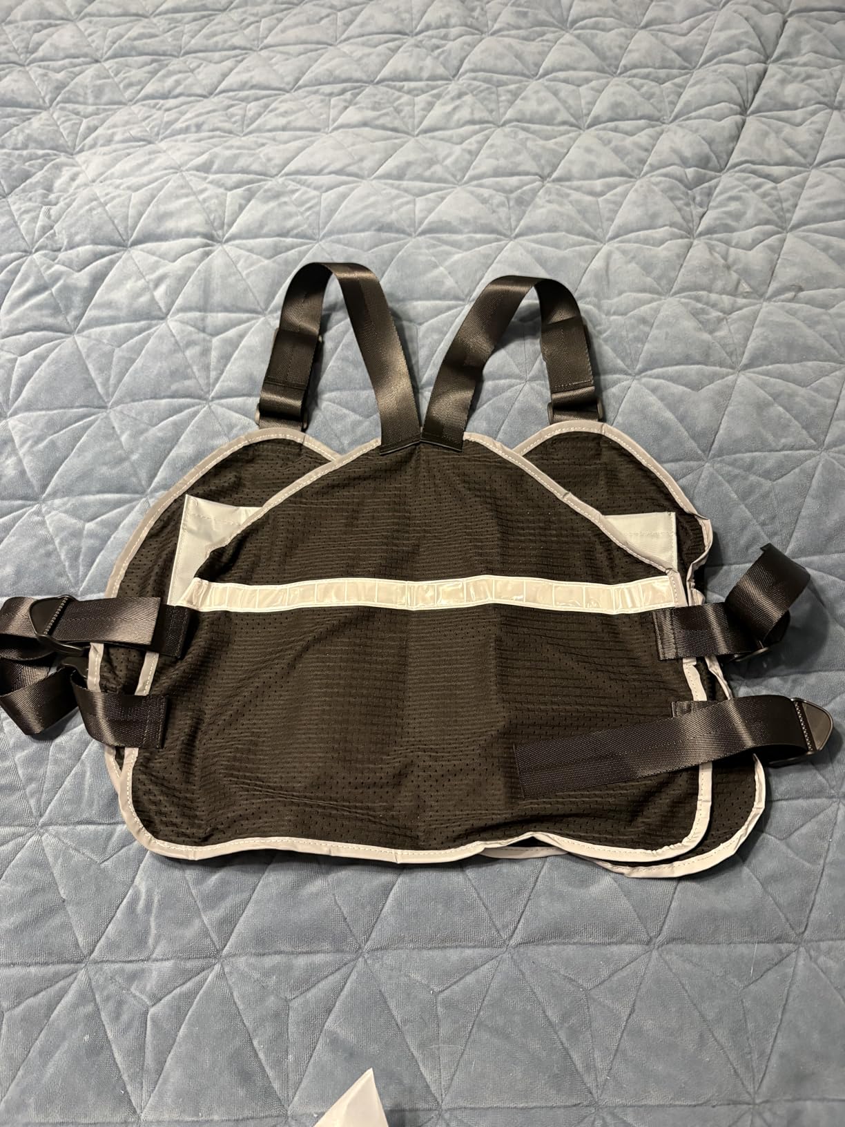 Cooling Vest for Men & Women with 8 Reusable Ice Packs, Lightweight Adjustable Breathable Design with Reflective Strips customer photo 1