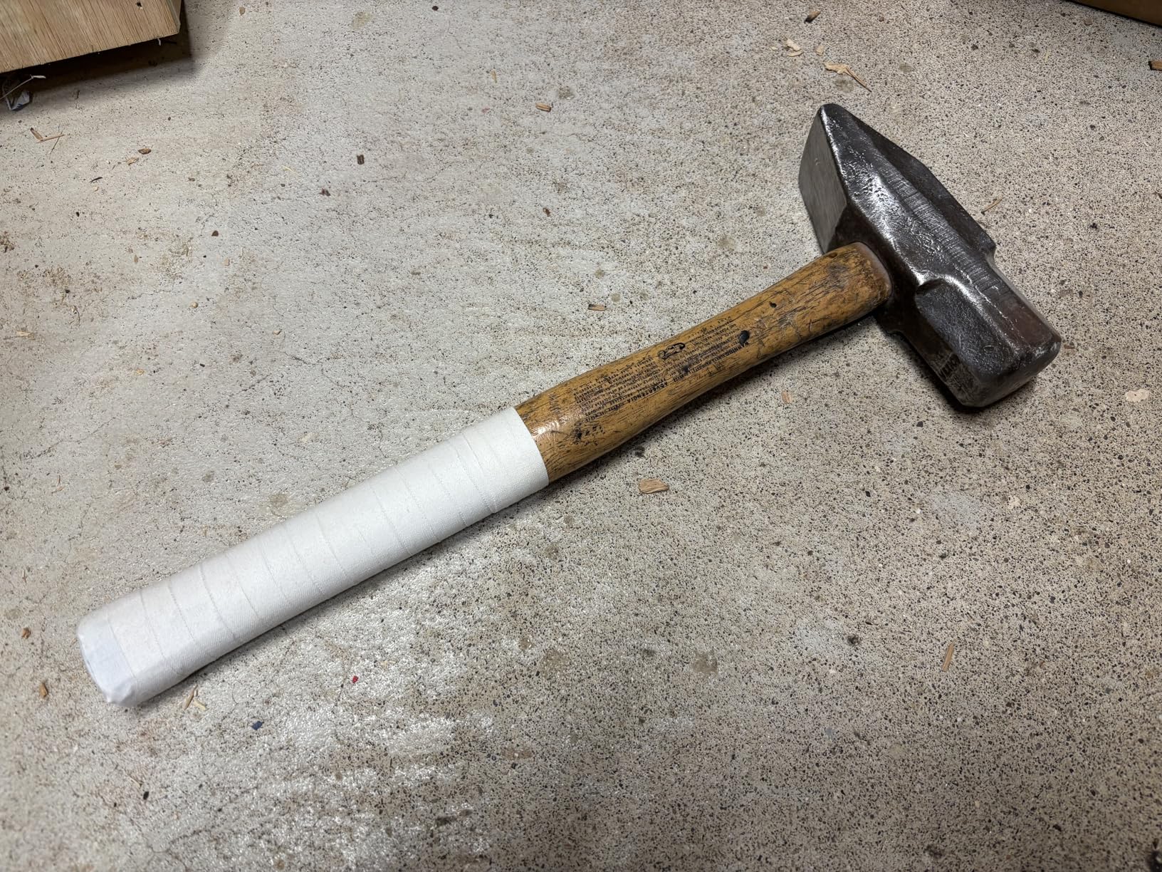 Noway Hockey White or Black Hockey Tape - 1