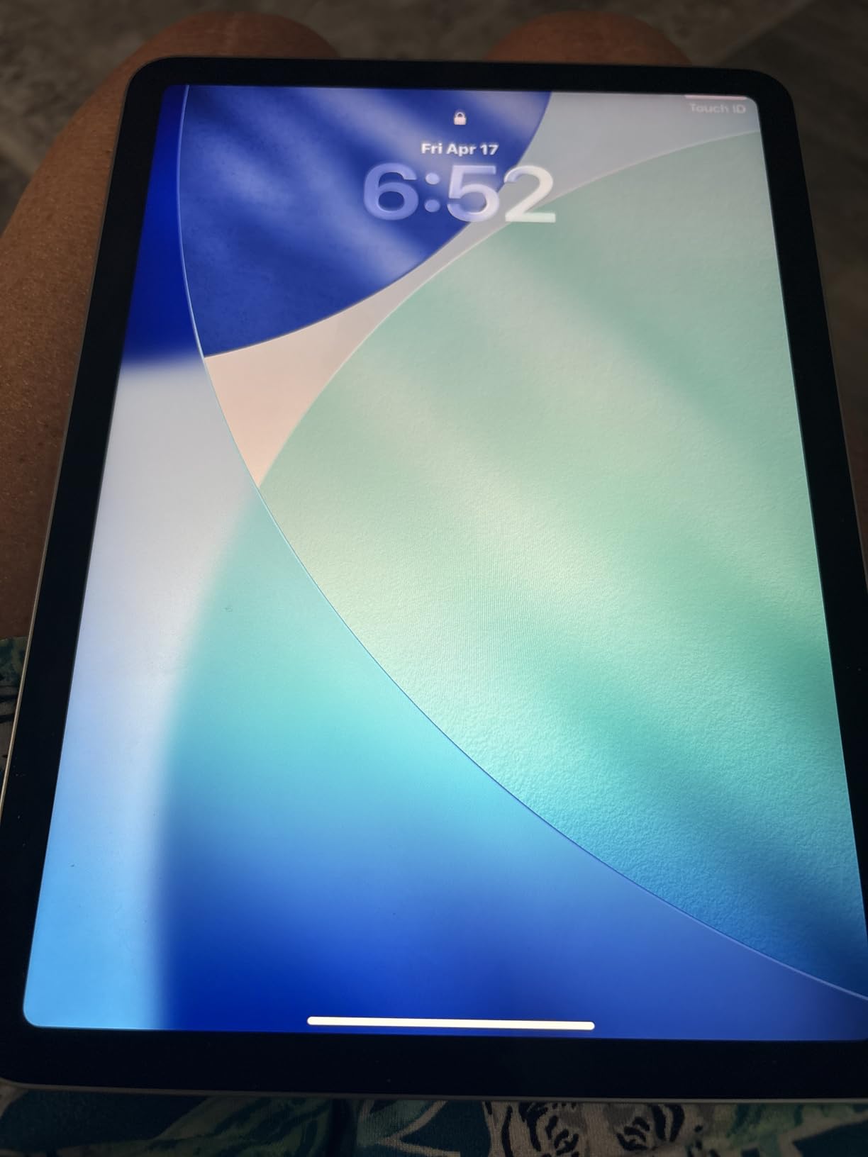 iPad Air 11-inch (M4): Liquid Retina Display, 128GB, 12MP Front/Back Camera, Wi-Fi 7 with Apple N1, Touch ID, All-Day Battery Life - Space Gray customer photo 1