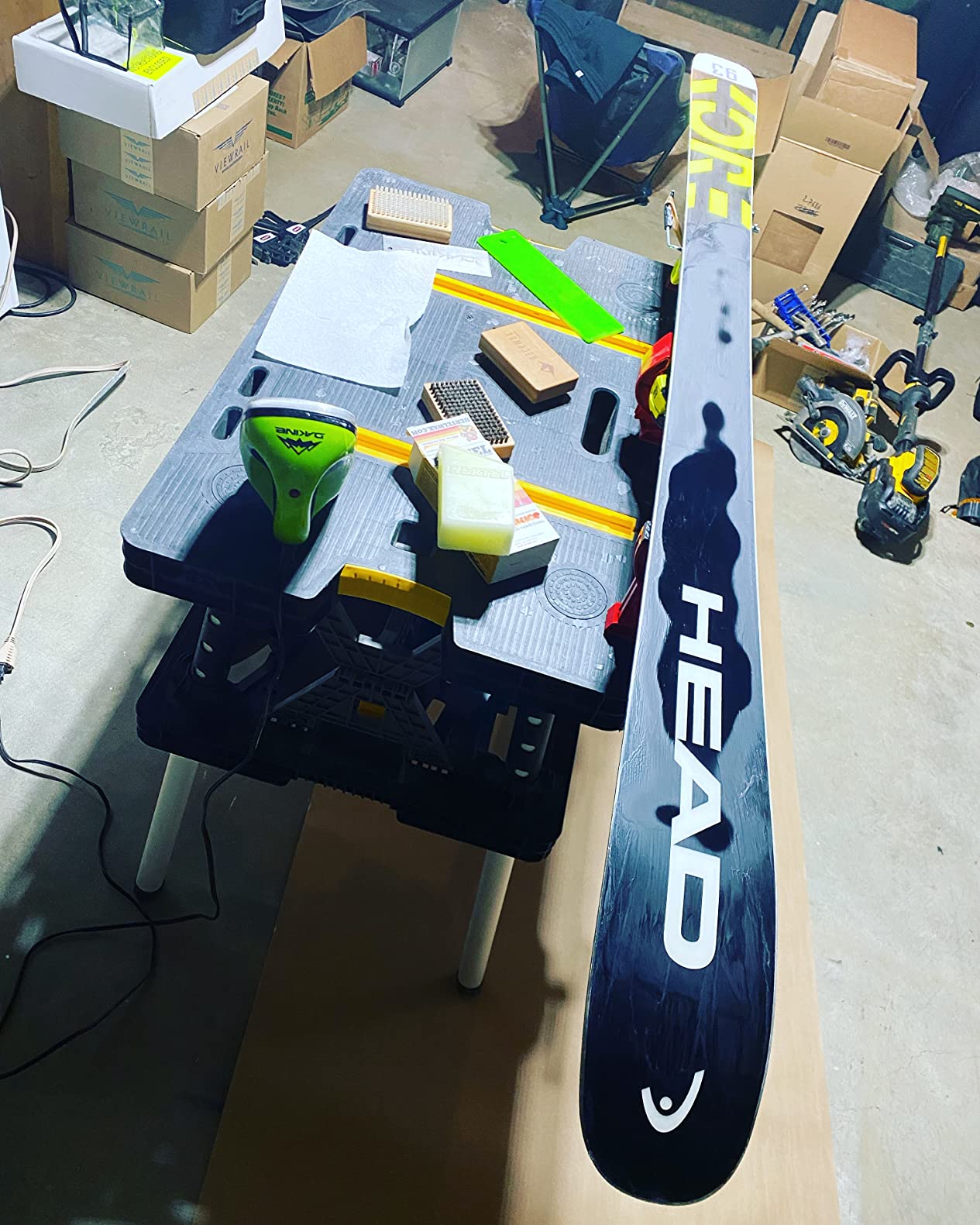 SWIX T149-50 Ski Vise With 50mm Wide Jaws | Durable Adjustable Clamps For Waxing And Tuning Alpine & Downhill Skis customer photo 1