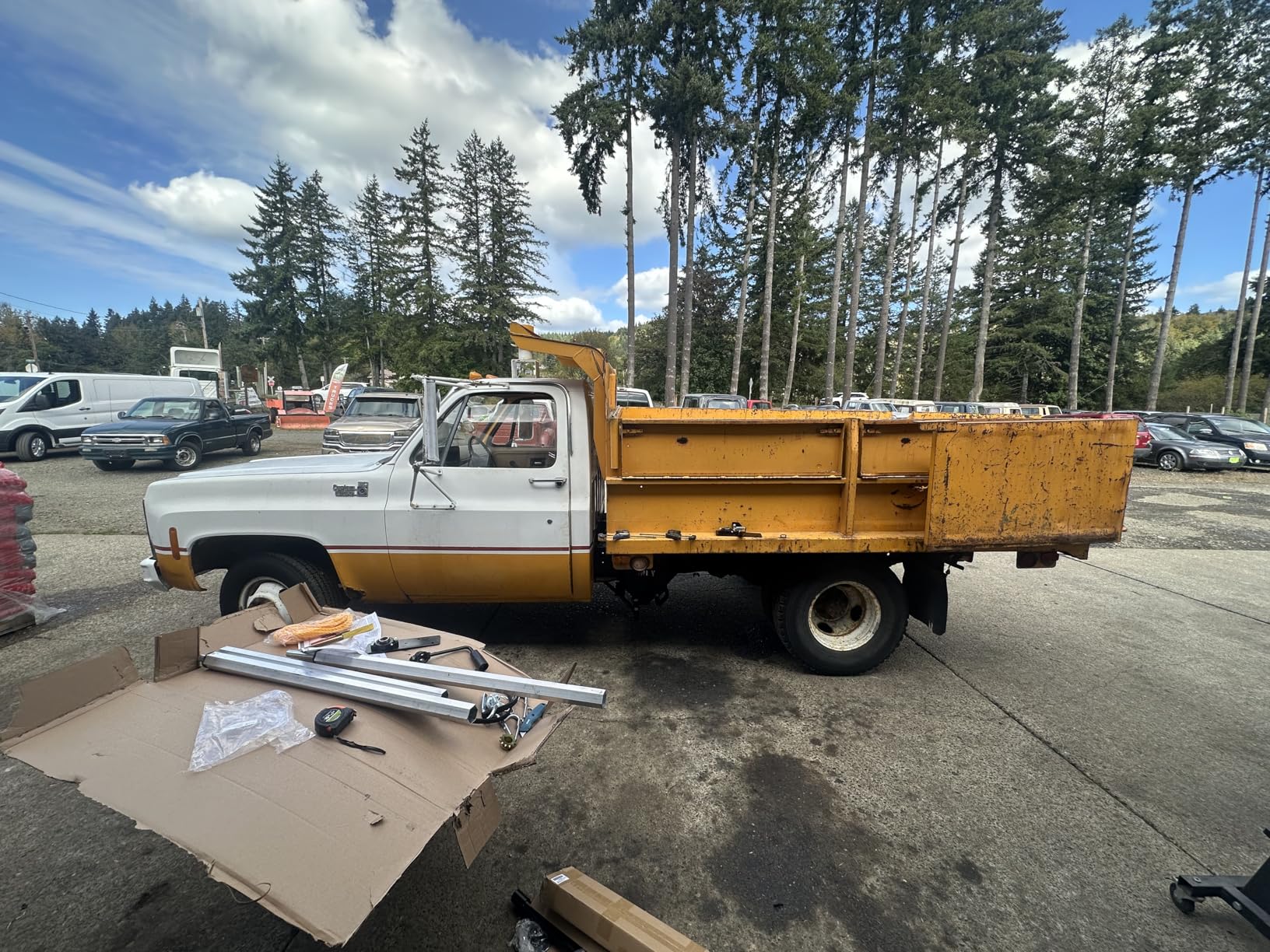 Buyers Products DTR7515 Aluminum Tarp System with Mesh Tarp, 7-1/2 x 15 Feet - Dump Body Tarp Kit, Heavy Duty Double-Stitched Hems, Brass Grommets, Telescoping Roller, Complete Hardware Included customer photo 1