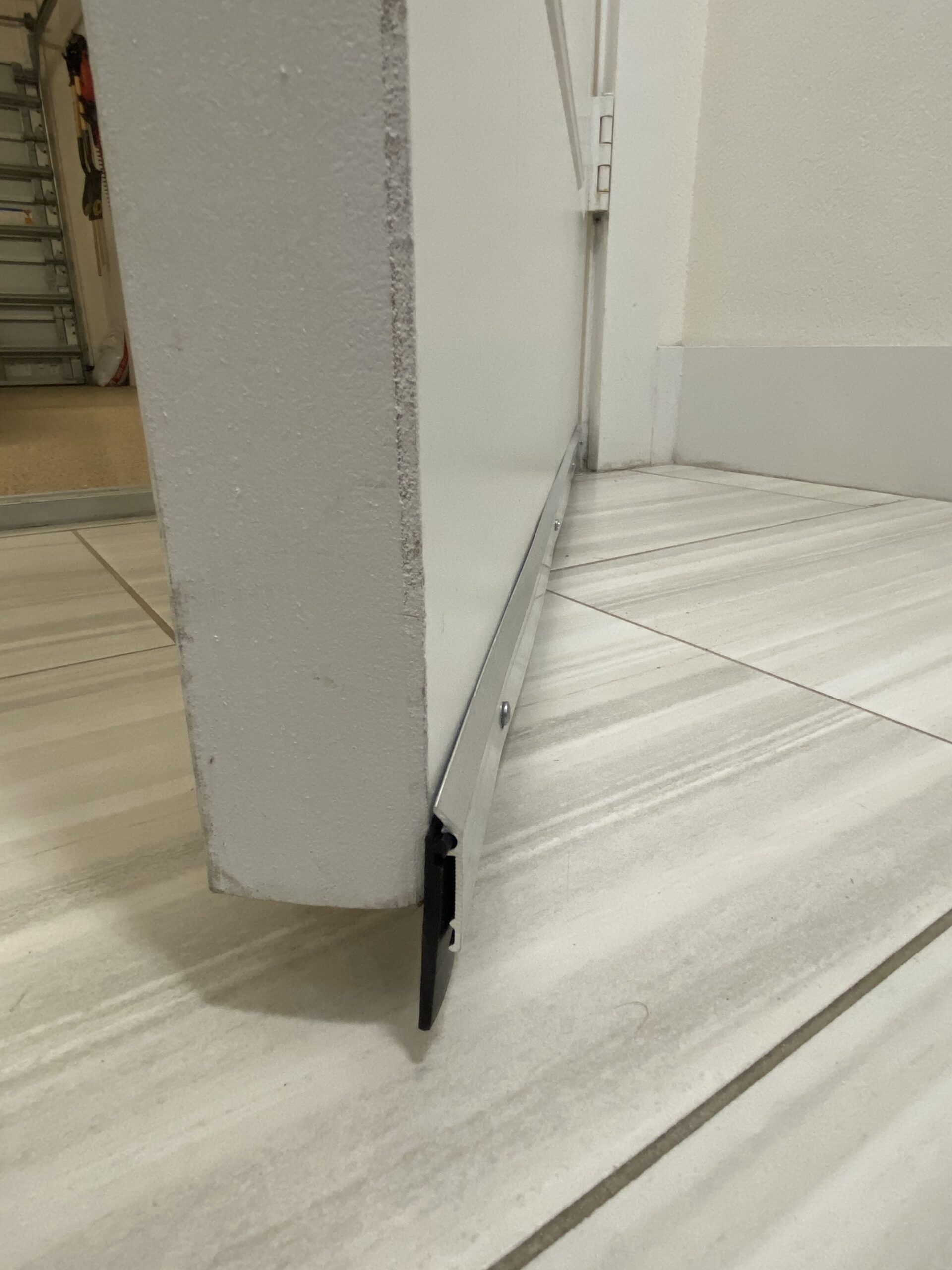 M-D Building Products 68247 All Season Aluminum Door Sweep for Bottom of Door, Heavy Duty Rubber Seal, Exterior & Interior Weather Stripping Bottom Door Seal, Commercial & Residential, (Silver, 36in) customer photo 1