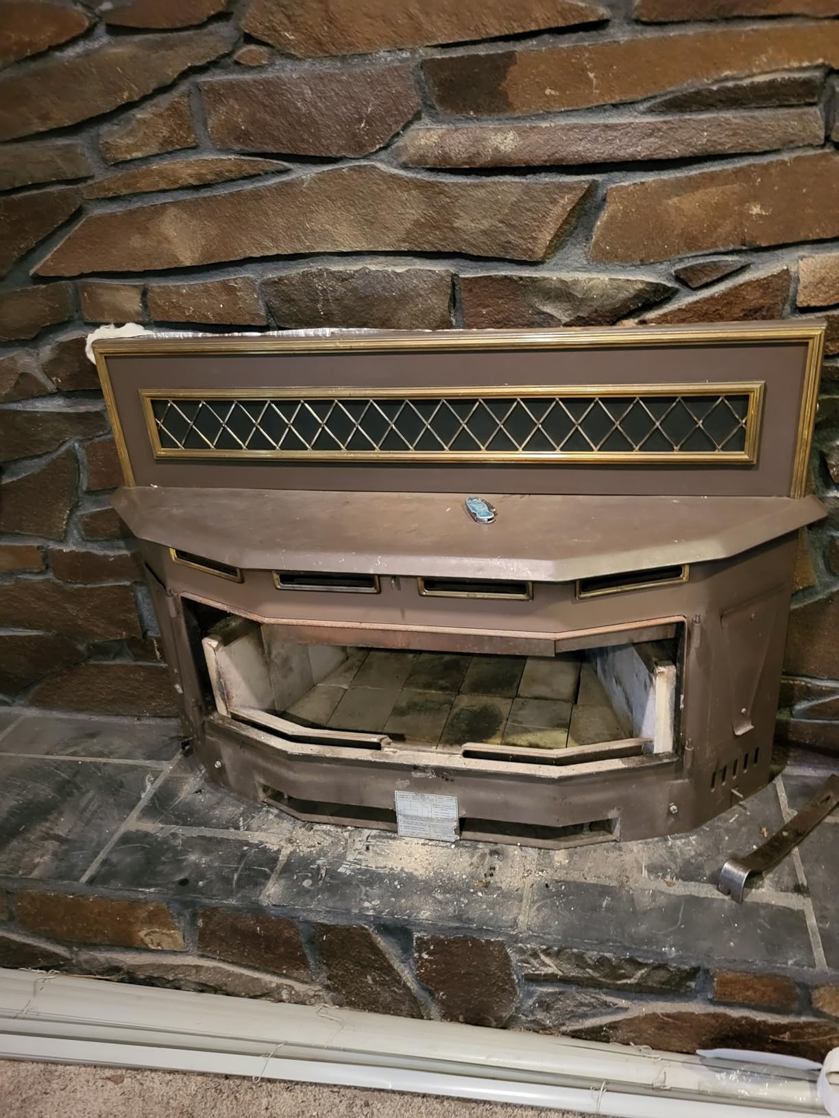 Rutland Products 1111 Fireplace Insert Insulation Fiberglass, 1-1/2-Inch by 10-Feet, 1-1/2