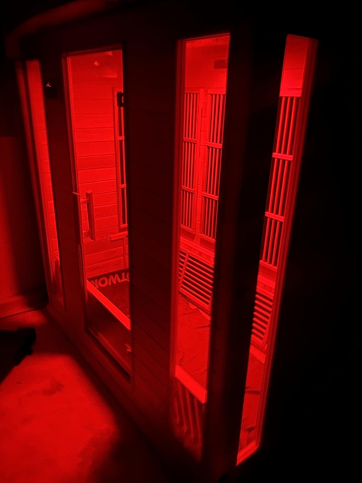 Maxxus 4 Per Low EMF FAR Infrared Carbon Canadian Hemlock Sauna customer photo 2
