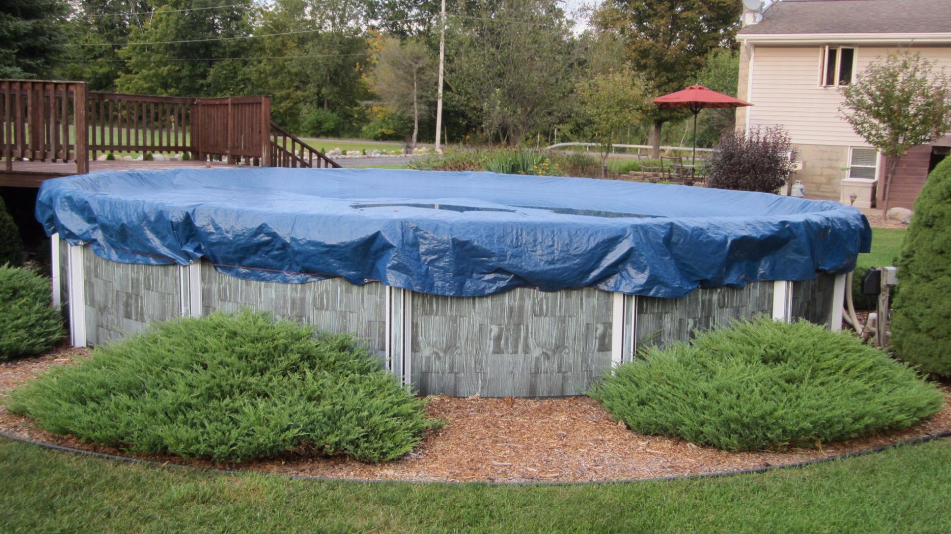 Robelle 24 ft Heavy Duty Blue Winter Pool Cover for Above Ground Pools, 4 ft Overlap (28 ft Cover Size), Solid 8 x 8 Scrim, 2.36 oz/yd2, 10-Year Warranty, Style: 3524-4 customer photo 2
