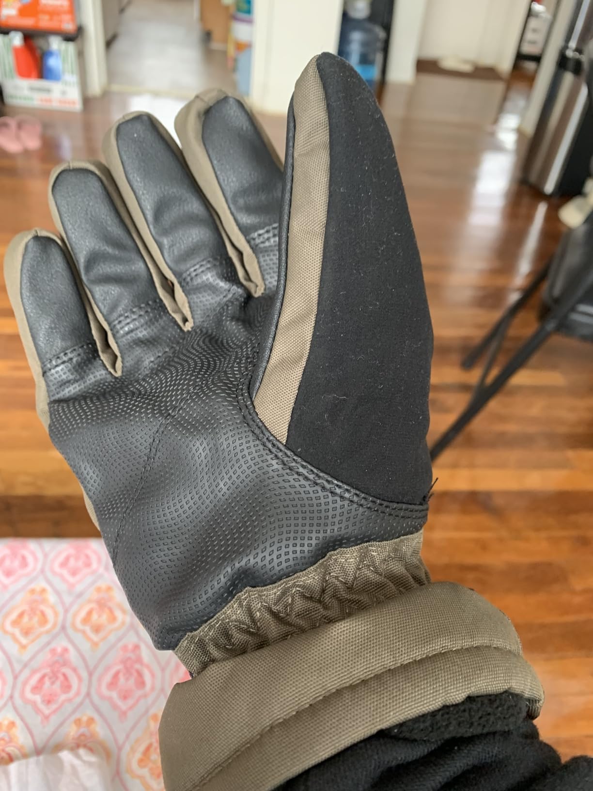 Carhartt Men's Waterproof Insulated Knit Cuff Glove customer photo 2