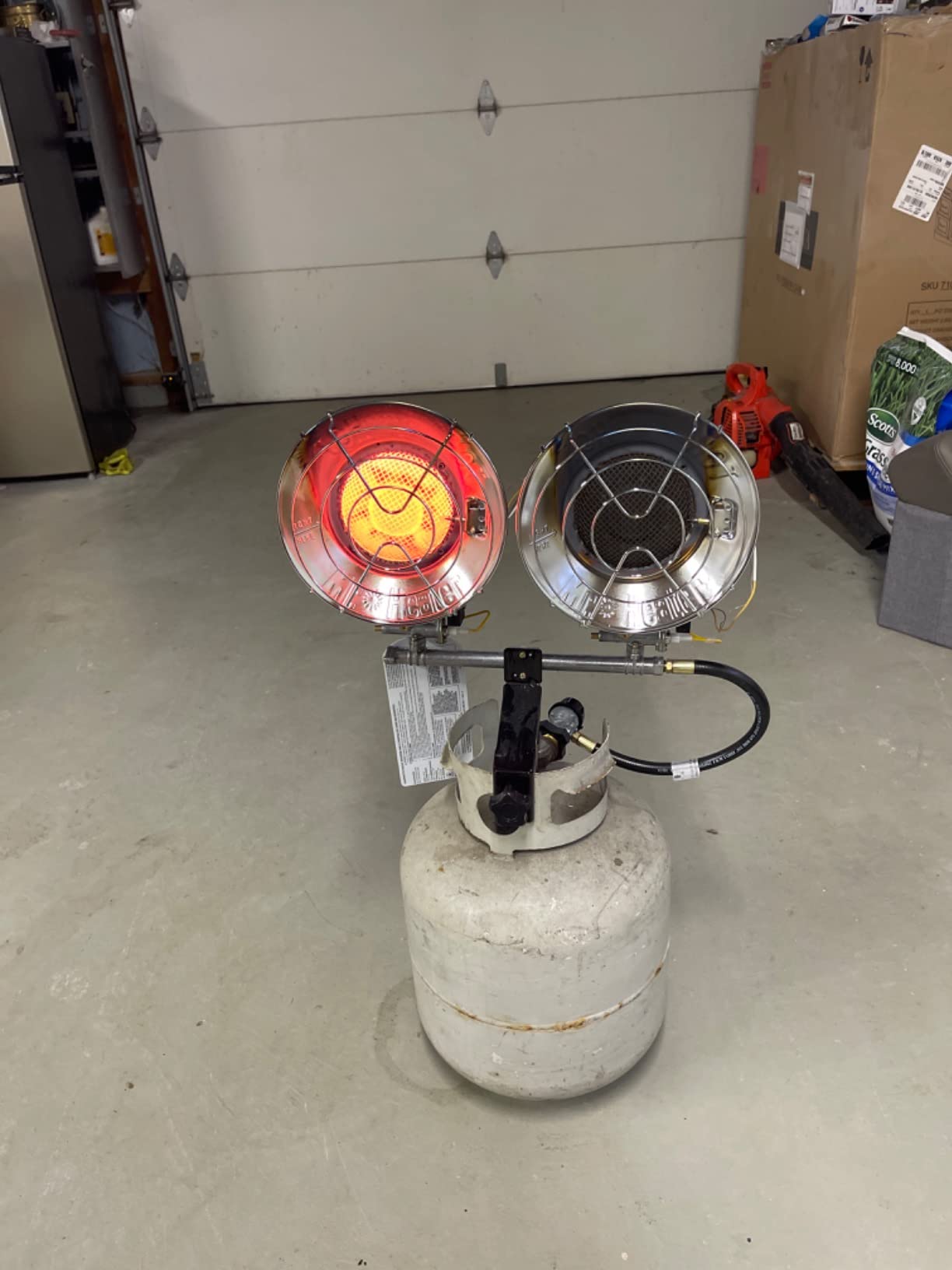 Mr. Heater, MH30T Double Tank Top Outdoor Propane Heater (Propane Cylinder not Included) customer photo 2