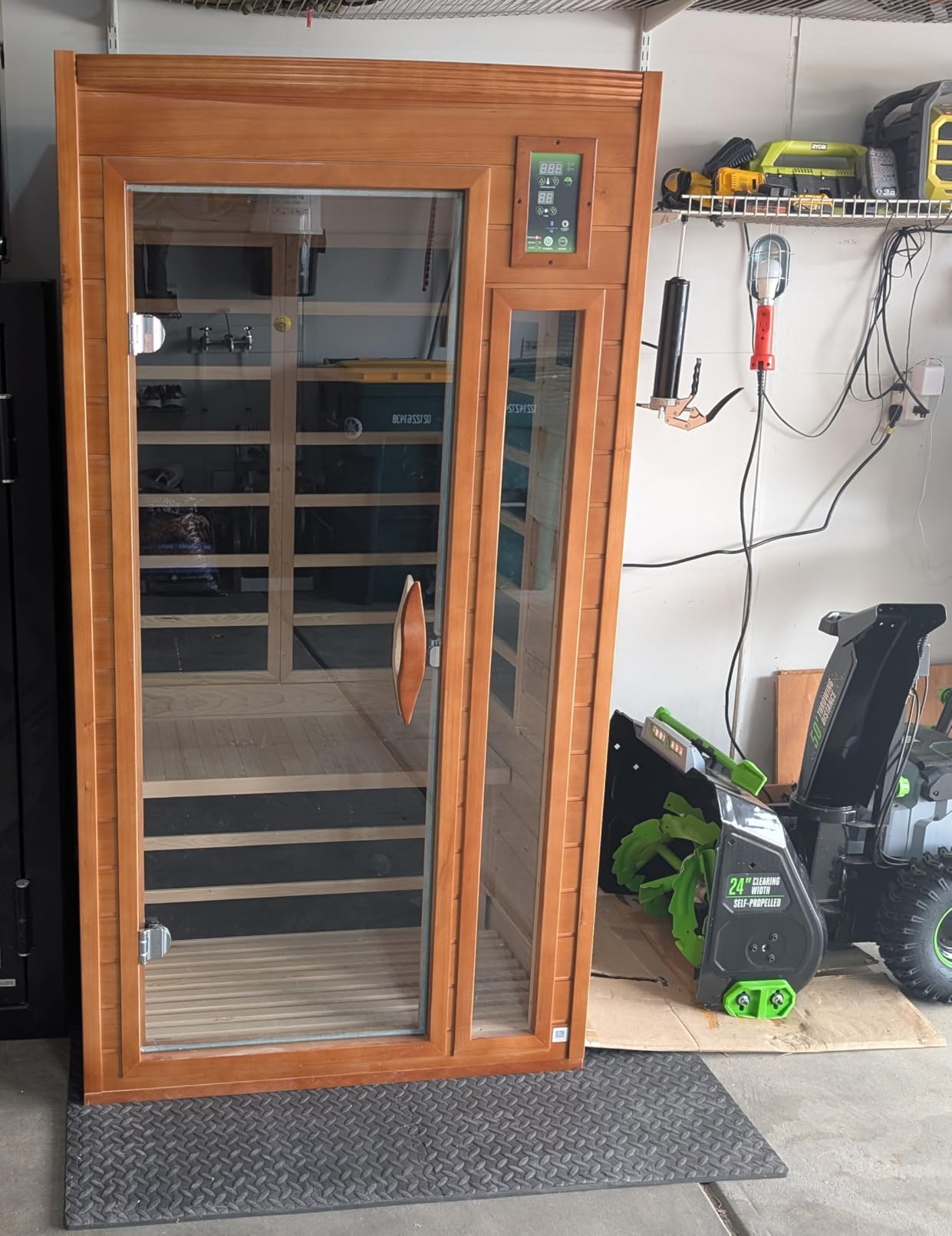 DYNAMIC SAUNAS Barcelona 1- to 2-Person Low EMF FAR Infrared Sauna with Red Light Therapy & Bluetooth Speakers | Personal Indoor Dry Heat Sauna for Home & Gym - Made from Canadian Hemlock customer photo 2