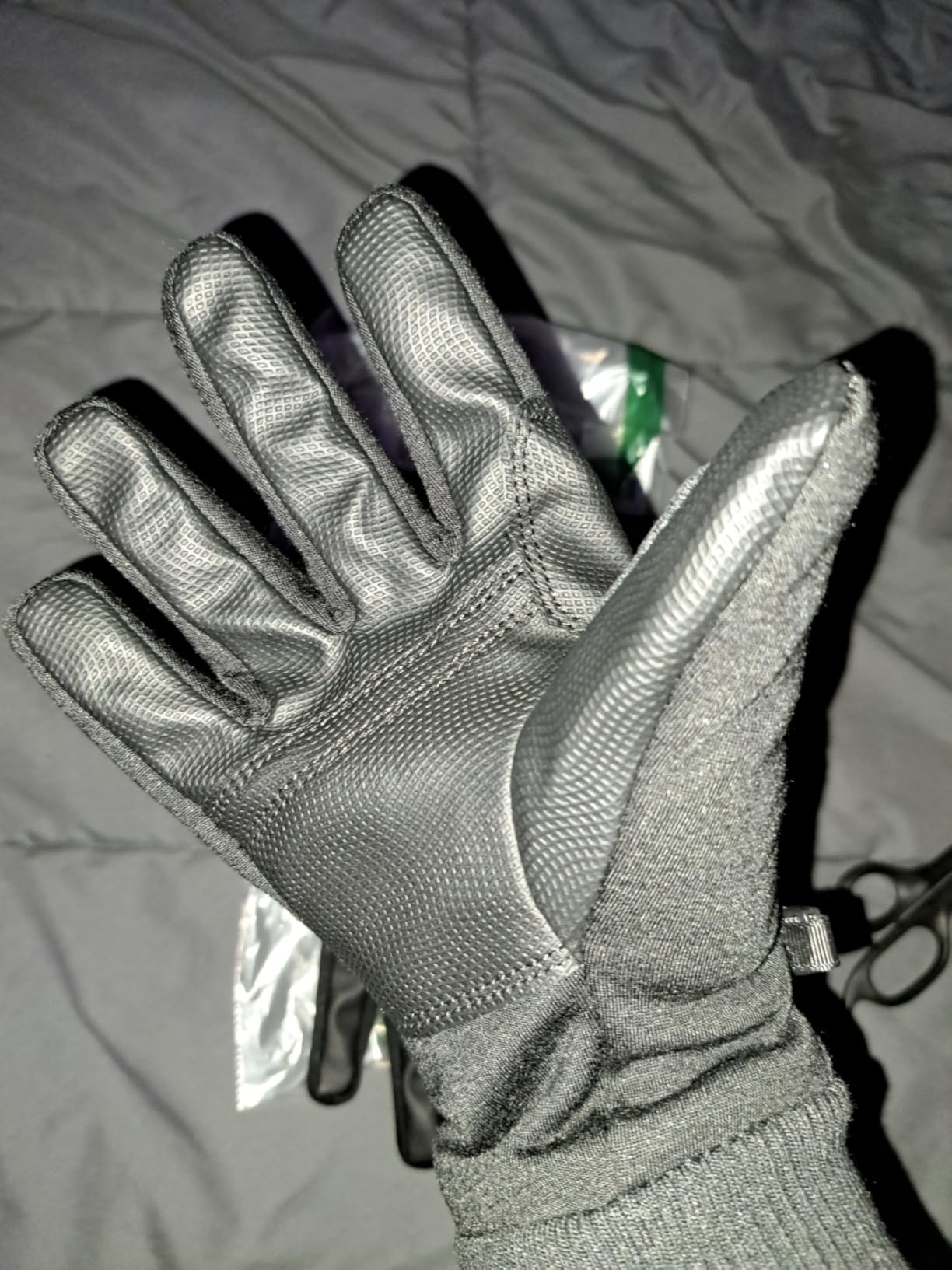 Men's Wind Fighter Thermal-Lined Fleece Touch-Sensitive Knit Cuff Glove customer photo 2