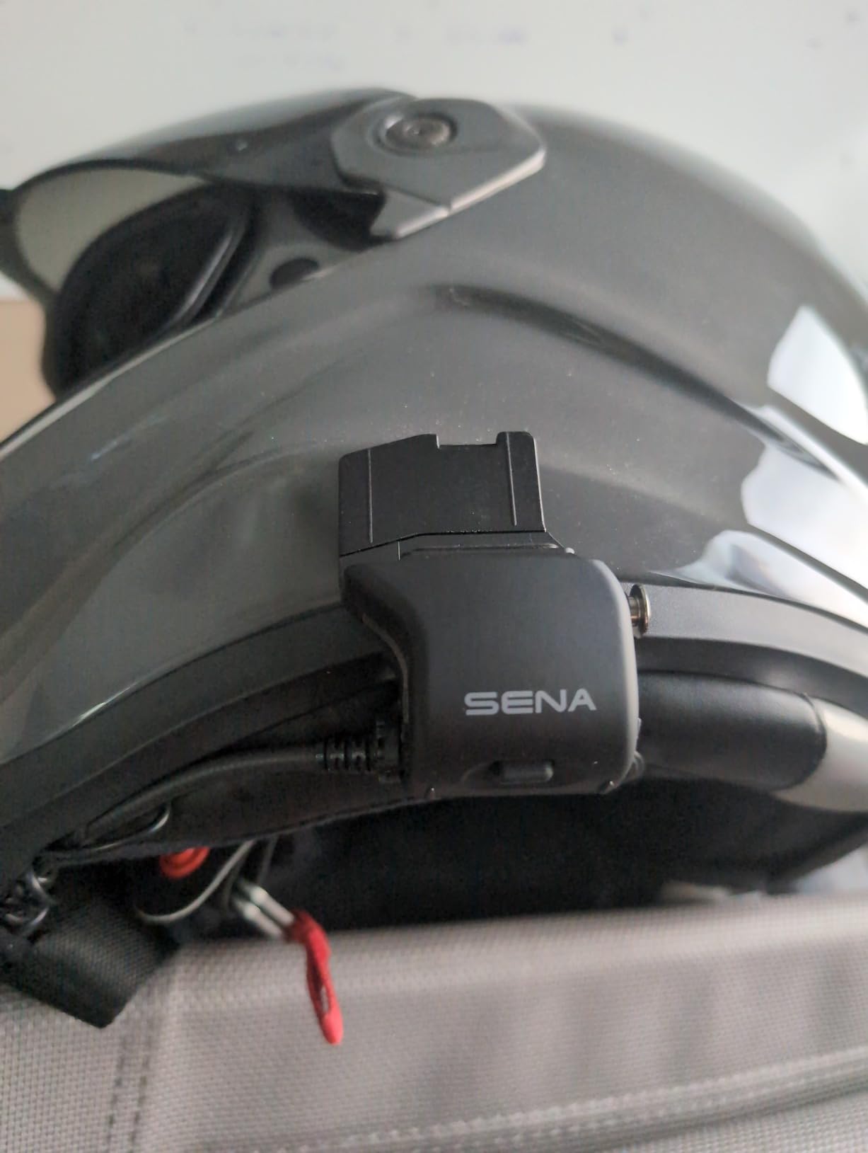 Sena Universal Helmet Clamp Kit with HD Speakers (20S EVO, 30K, 50S) customer photo 1