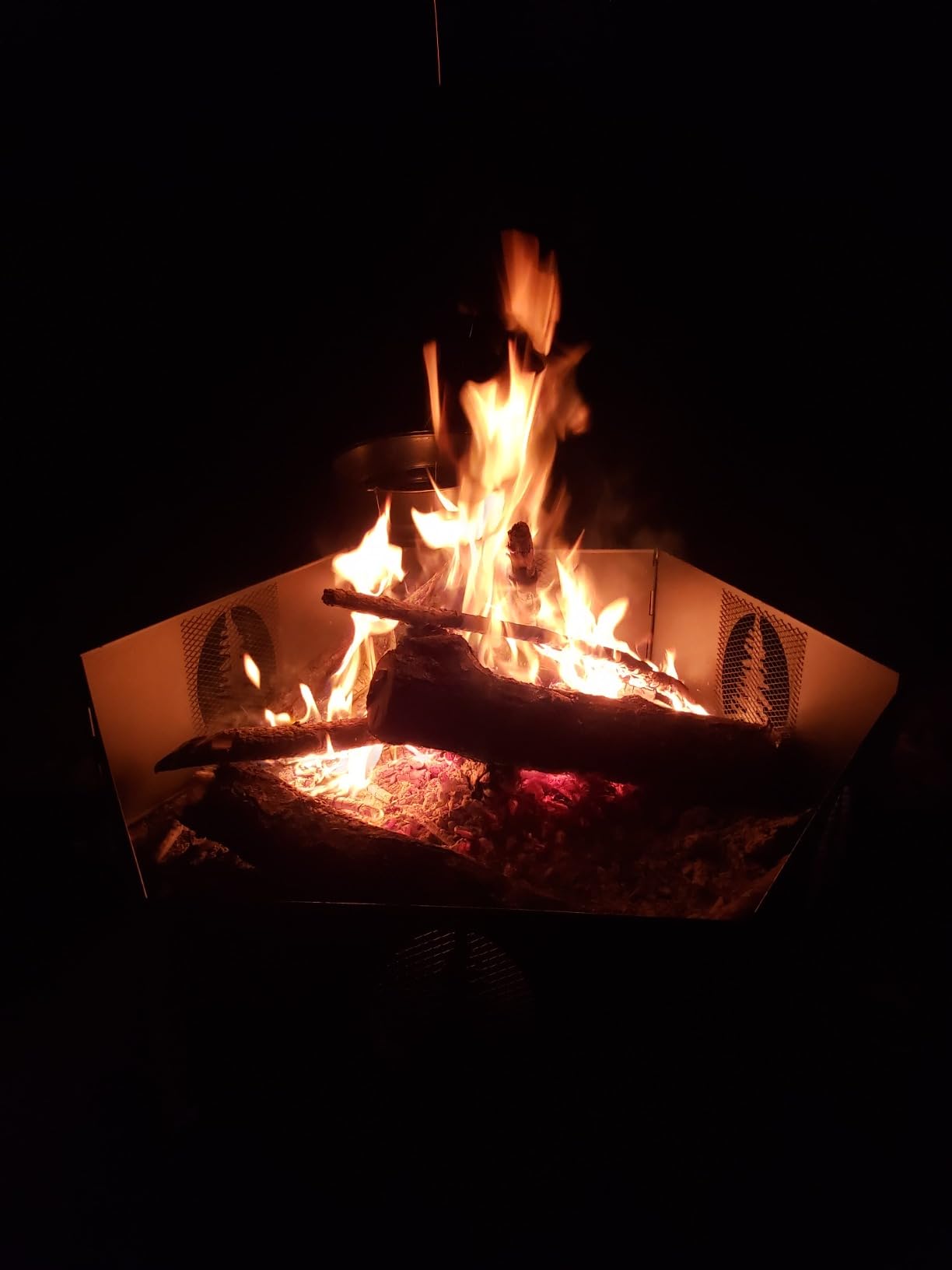 Camco Heavy Duty Steel Campfire Fire Pit Ring - 27
