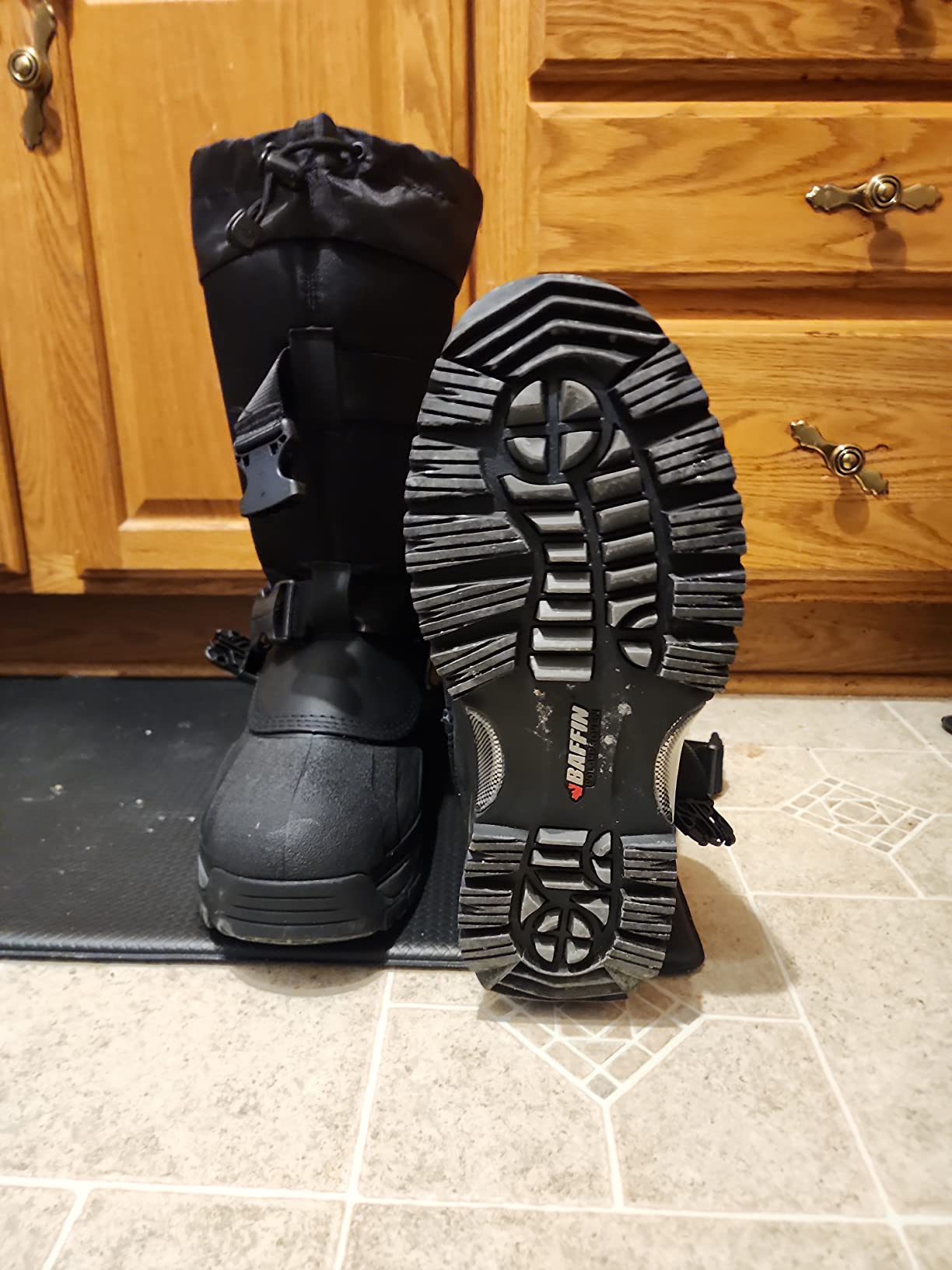 Baffin Impact Men's Boots, Mid-calf Height, for Extreme Cold Weather, Snow and/or Ice-covered environments, Snowshoe Compatible customer photo 1