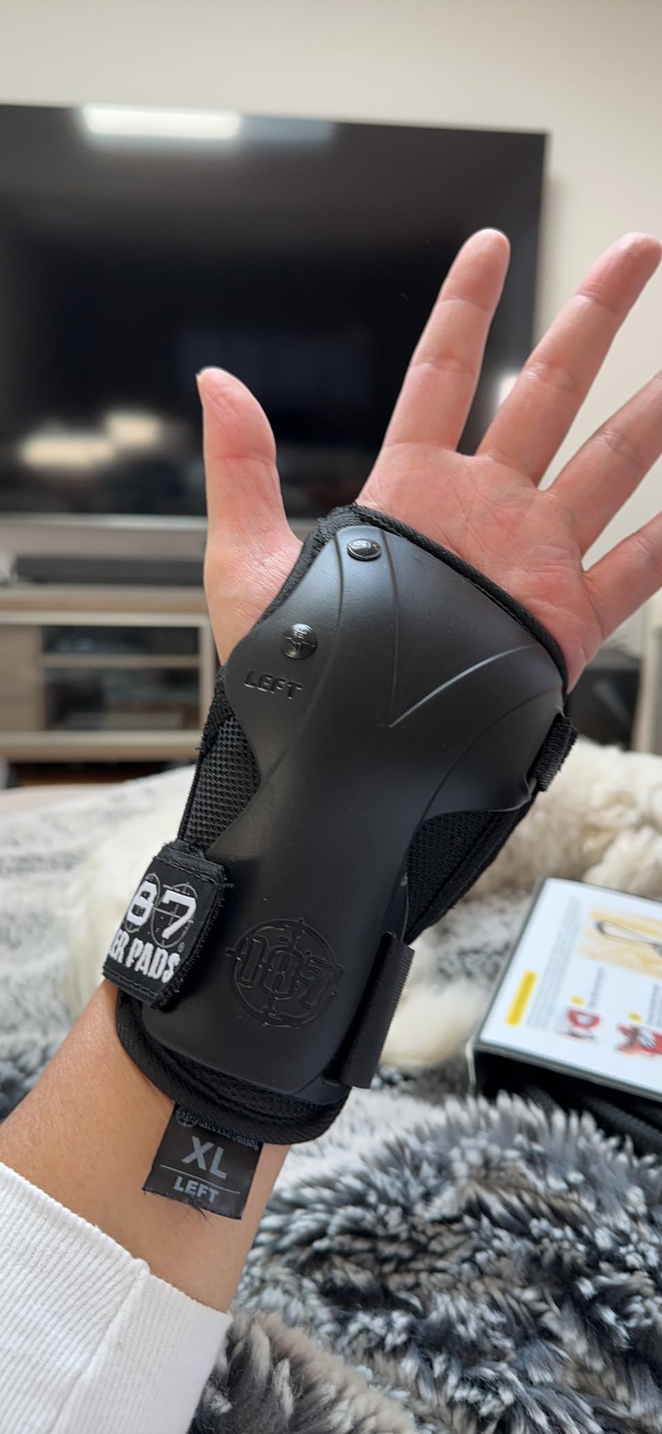 187 Killer Pads Derby Wrist Guards - Slide-On Wrist Protection for Roller Derby customer photo 2