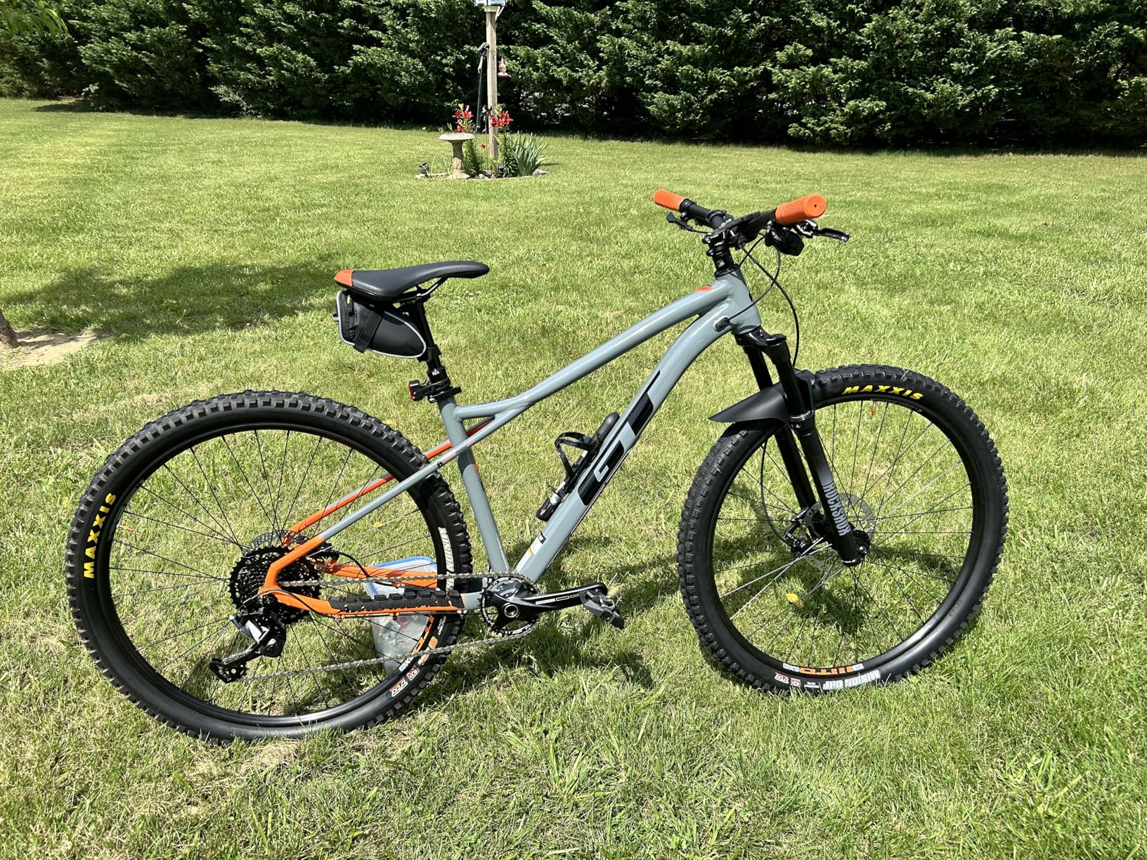 MAXXIS Minion DHF - Dual Compound - E25 Rating, Tubeless | Gold Standard of Gravity Focused Tread customer photo 1