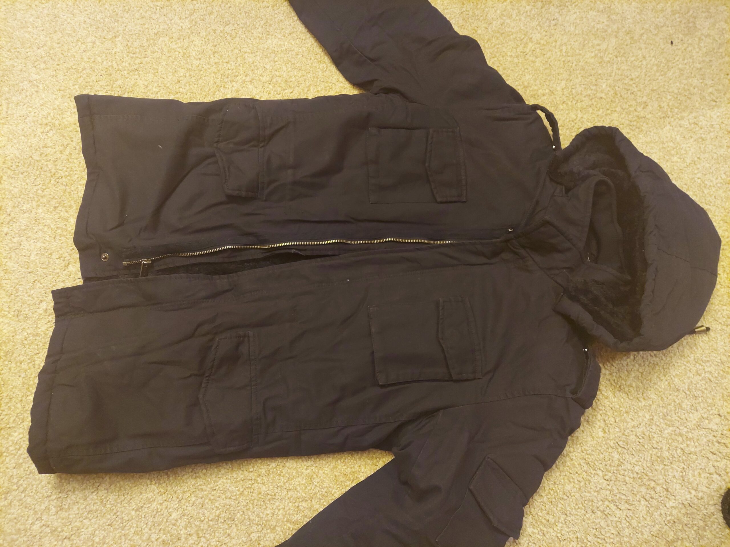 WenVen Men's Winter Military Thicken Parka Jacket Warm Coat with Removable Hood customer photo 1