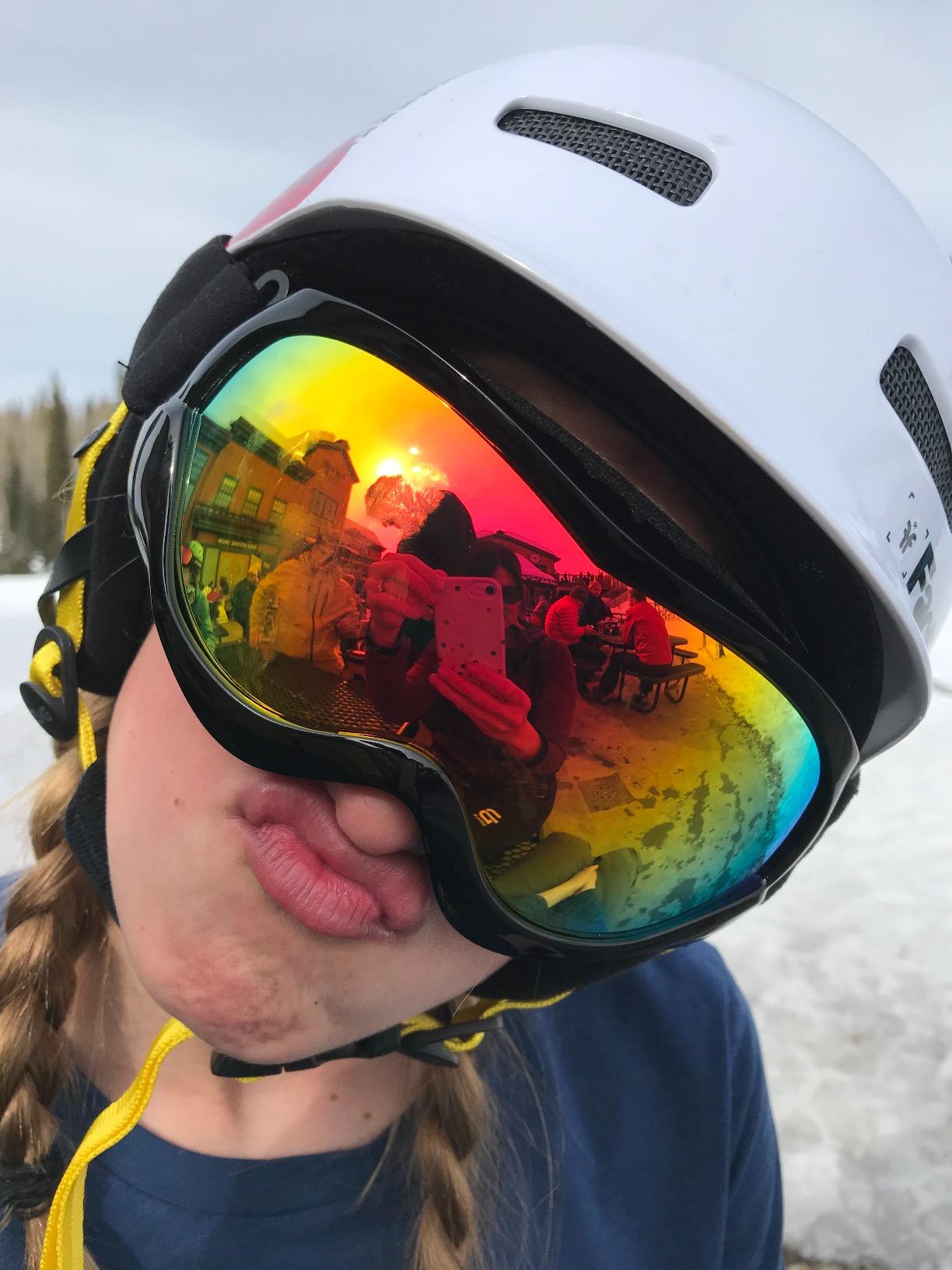 OutdoorMaster Kids Ski Goggles - Helmet Compatible Snow Goggles for Boys & Girls with 100% UV Protection customer photo 2