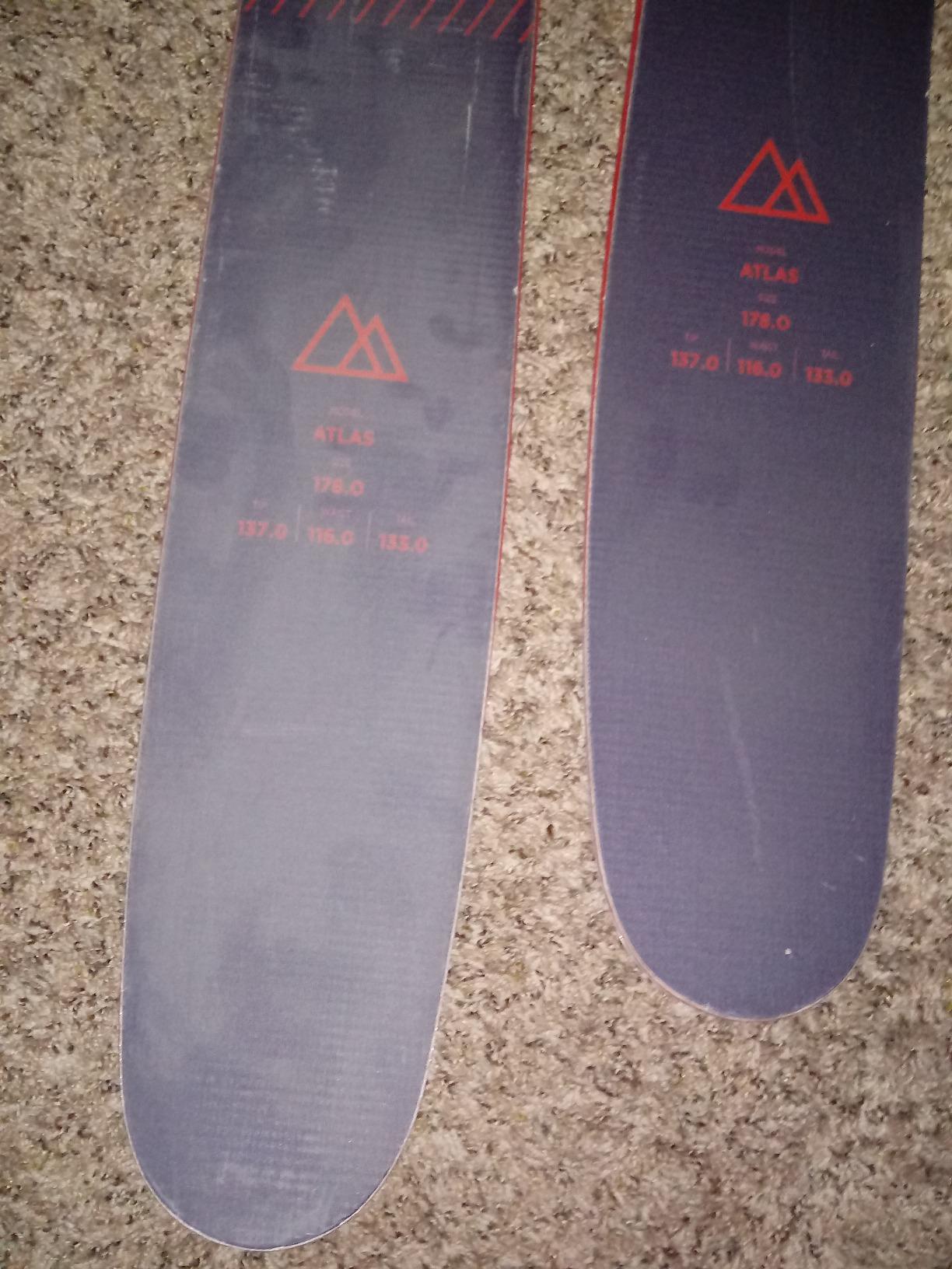 Traverse Atlas Men's Big Mountain Ski customer photo 1