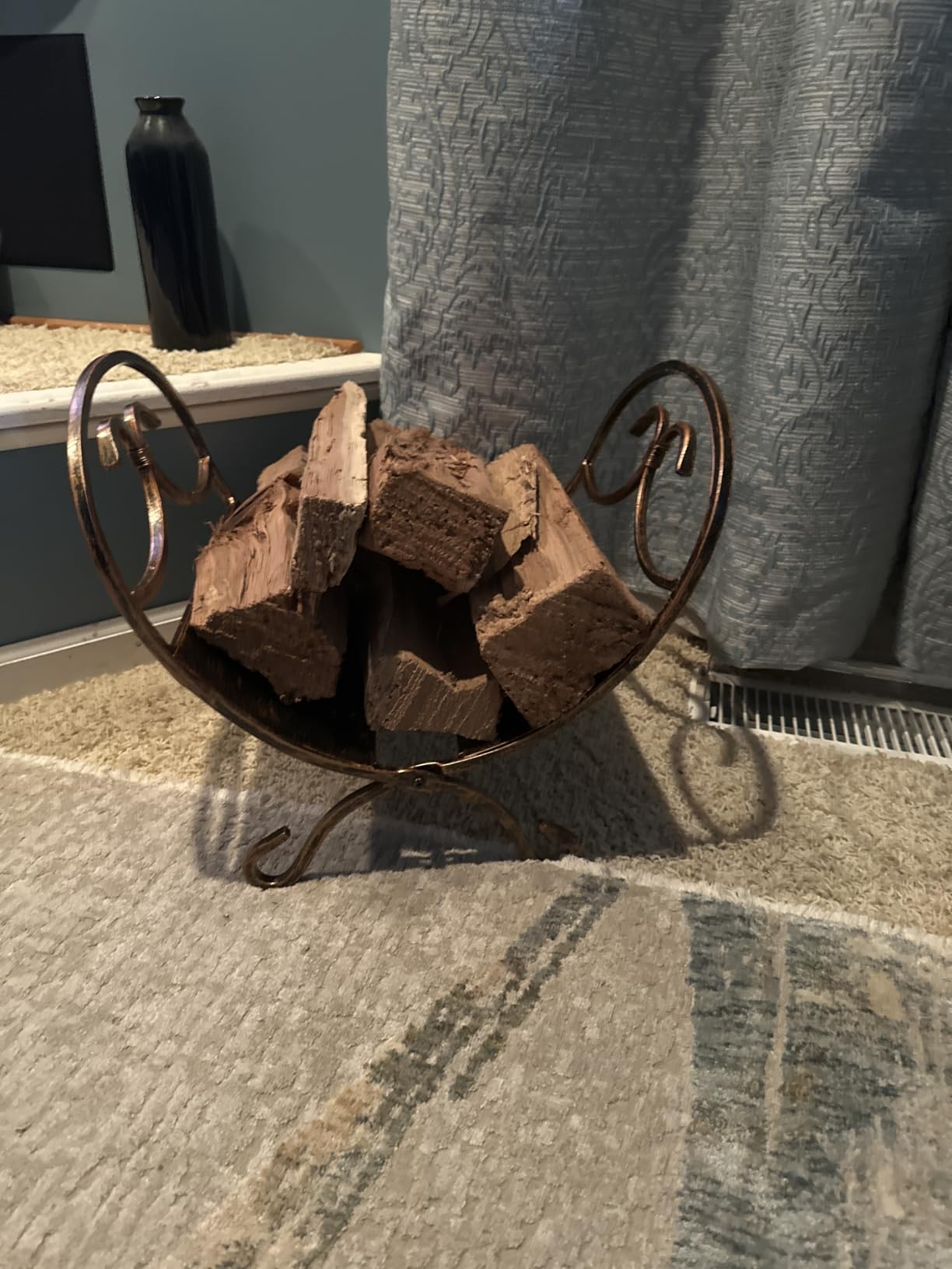 Rocky Mountain Goods Decorative Indoor Log Rack - Heavy duty iron with Antique bronze finish - Perfect size for indoor use - Pre assembled - Decorative log holder design and finish customer photo 1
