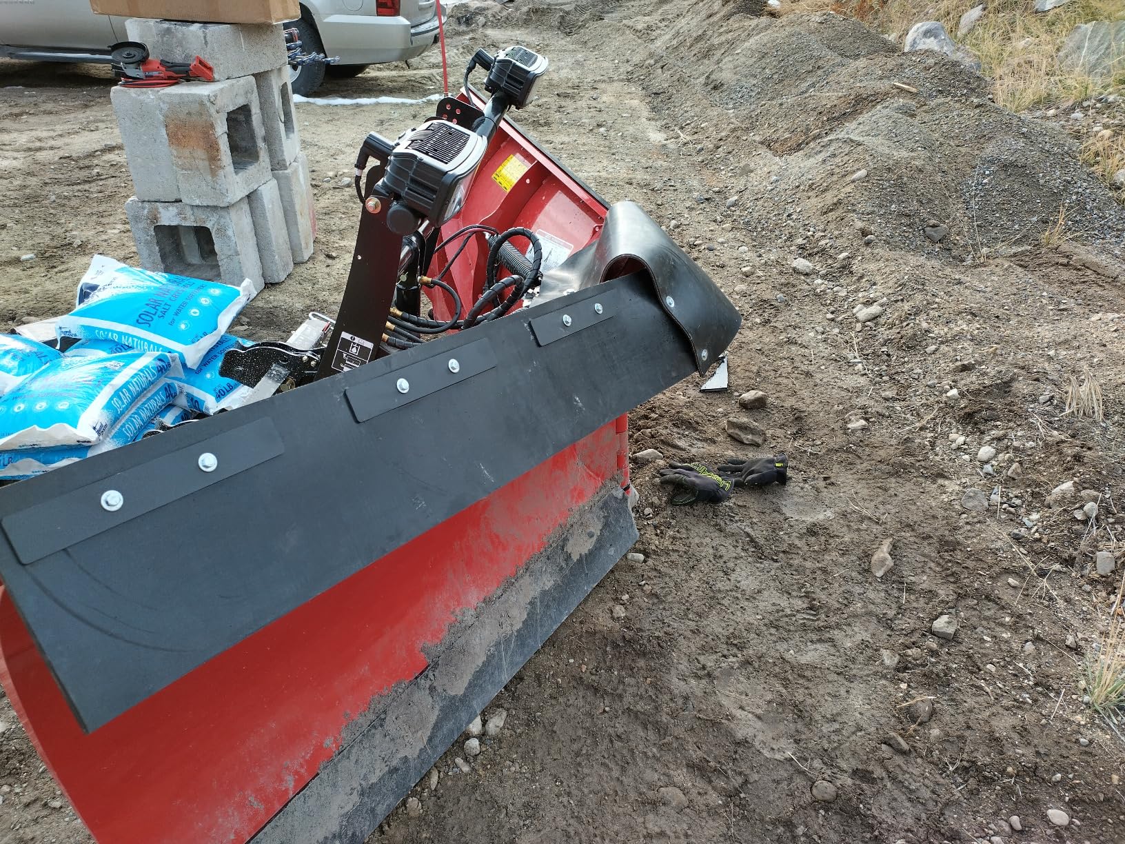 BOSS Heavy Duty Universal Snow Plow Deflector KIT (Rubber, 7 pc. Steel & Hardware) Replaces Boss Part #: MSC01565 customer photo 1