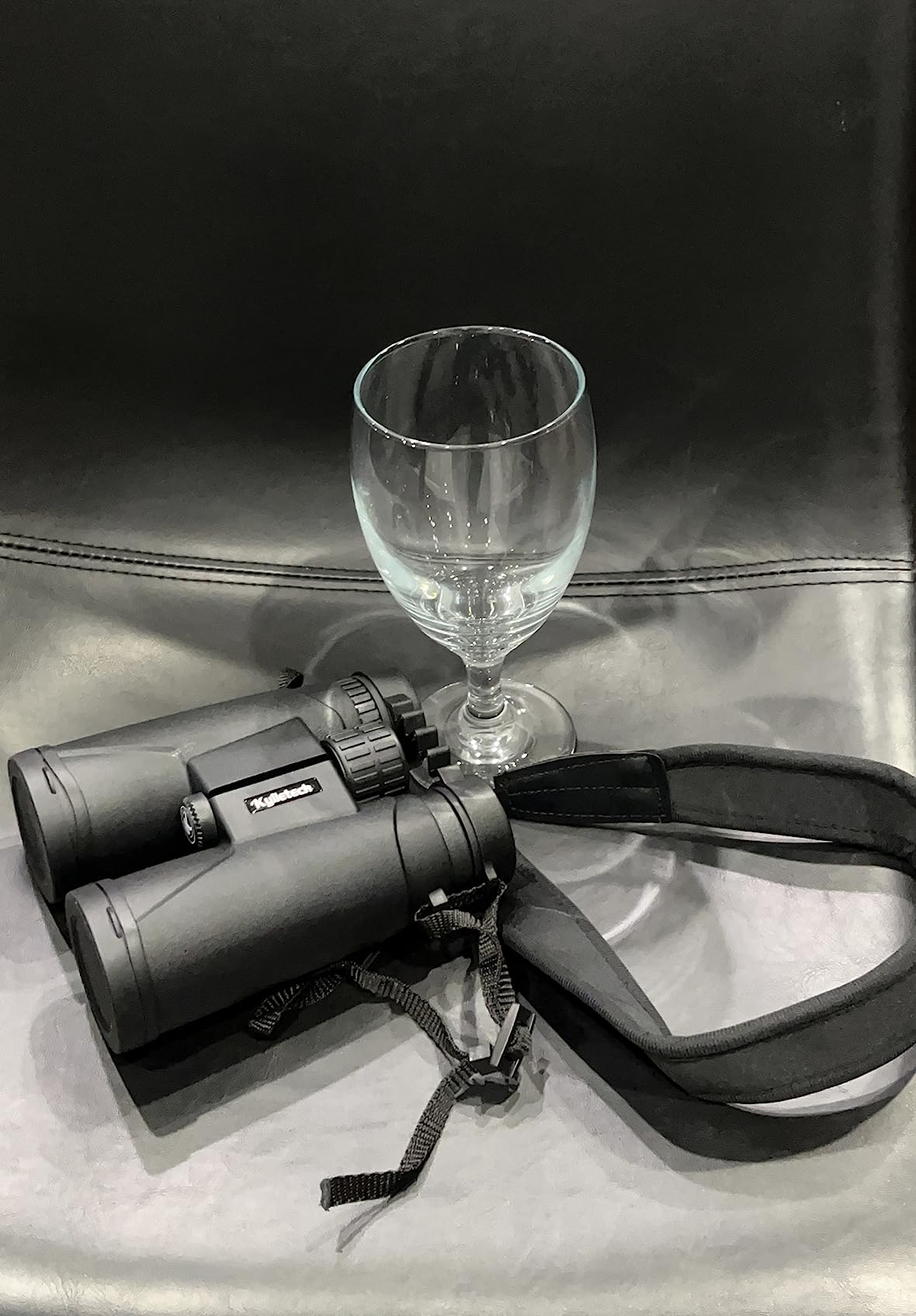 Kylietech 12X42 Binoculars for Adults with Universal Phone Adapter, HD Waterproof Fogproof Compact Binoculars for Bird Watching, Hunting, Hiking, Sports, and Concerts with BAK4 Prism FMC Lens customer photo 2