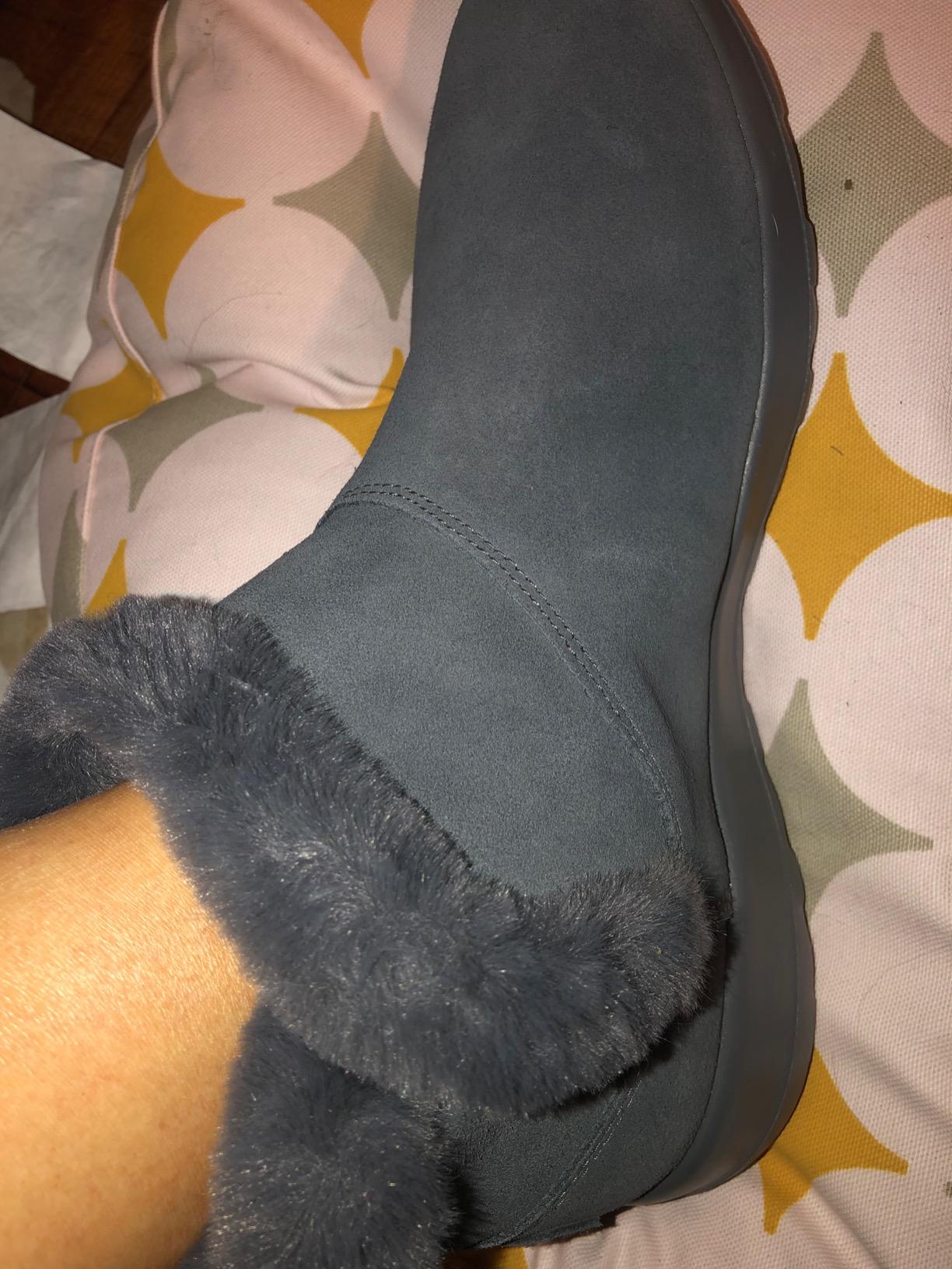 Skechers Women's On-The-GO Go Walk Joy - Bundle Up Boot customer photo 1