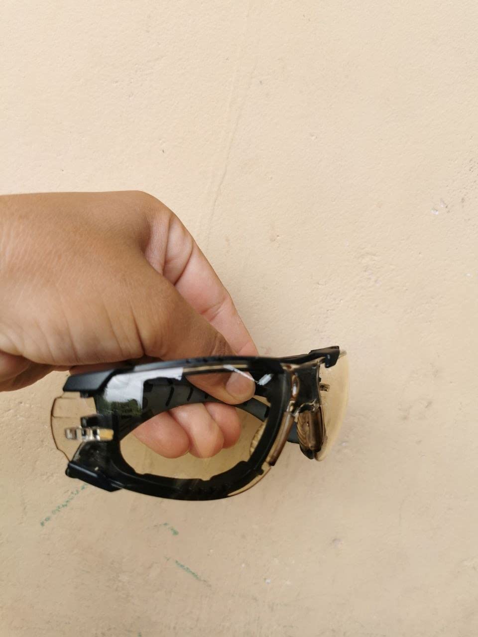 Pyramex Endeavor Plus Safety Glass Black/Gray Frame With Foam Padding Clear H2MAX Anti-fog Lens customer photo 2