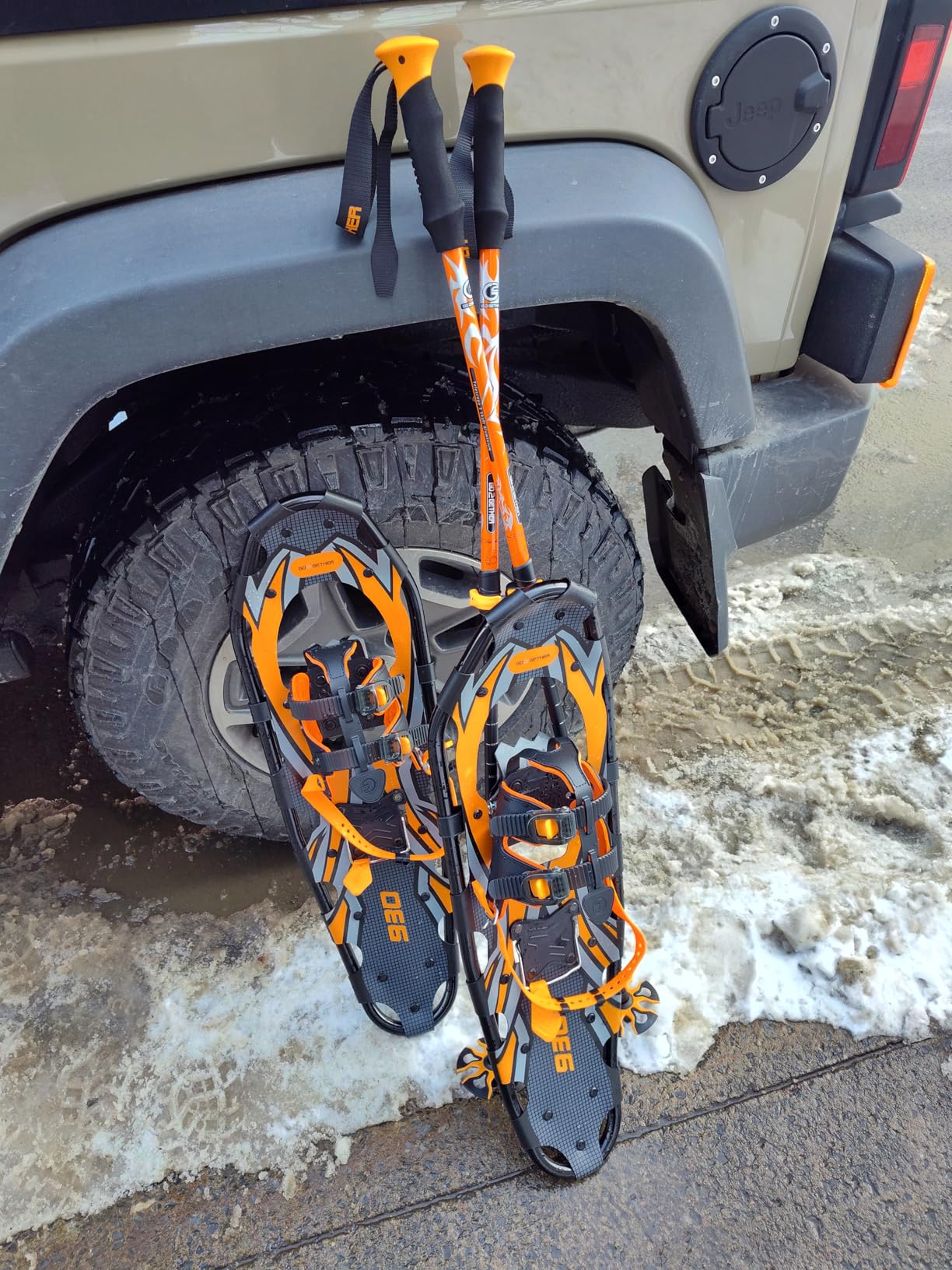 G2 21/25/30/36 Inches Light Weight Snowshoes with Trekking Poles Set customer photo 1