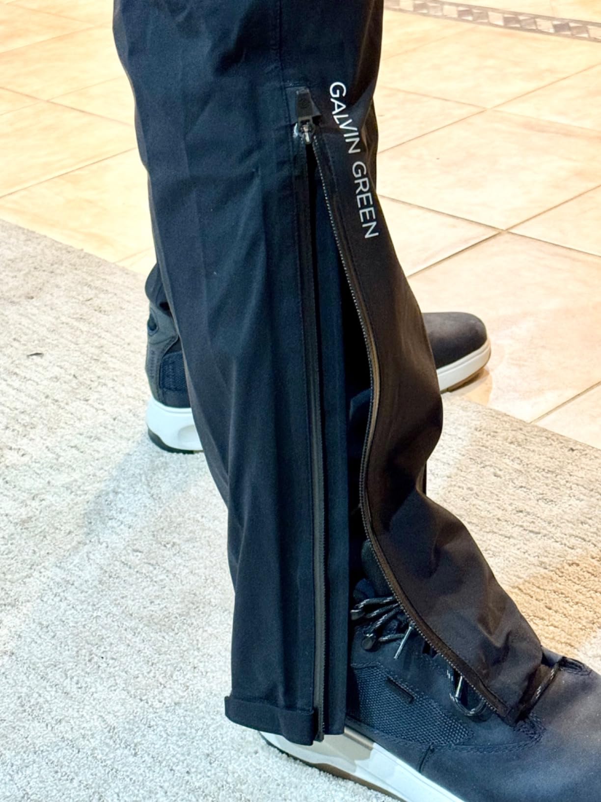 Mens Gore-TEX Golf Rain Pants 100% Waterproof Gear for Men with Stretch Fabric, Fleece-Lined Pockets Lightweight and Packable customer photo 2