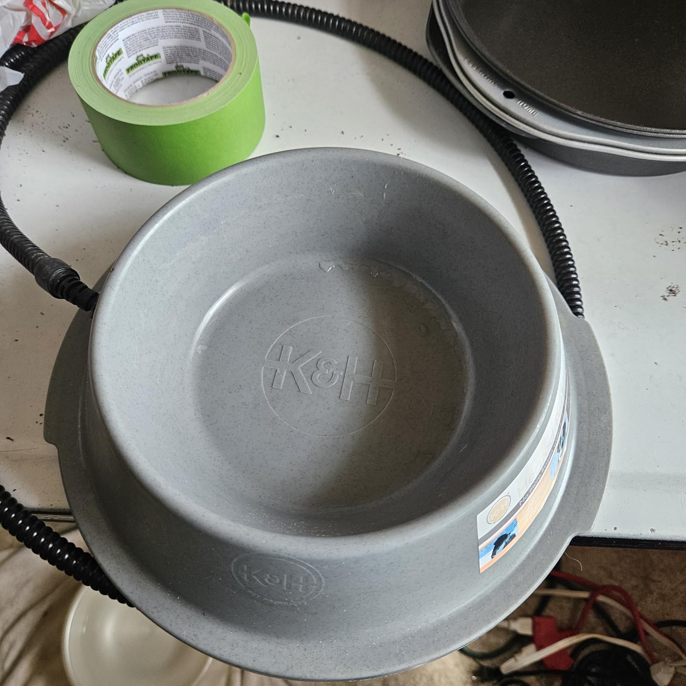 K&H Pet Products Thermal-Bowl Heated Water Bowl for Cats & Dogs Outside, Safety Listed Outdoor Heated Dog Dish for Pets, Automatic No Freeze, Anti Chew Cord - 102 Ounces Stainless 25W customer photo 2