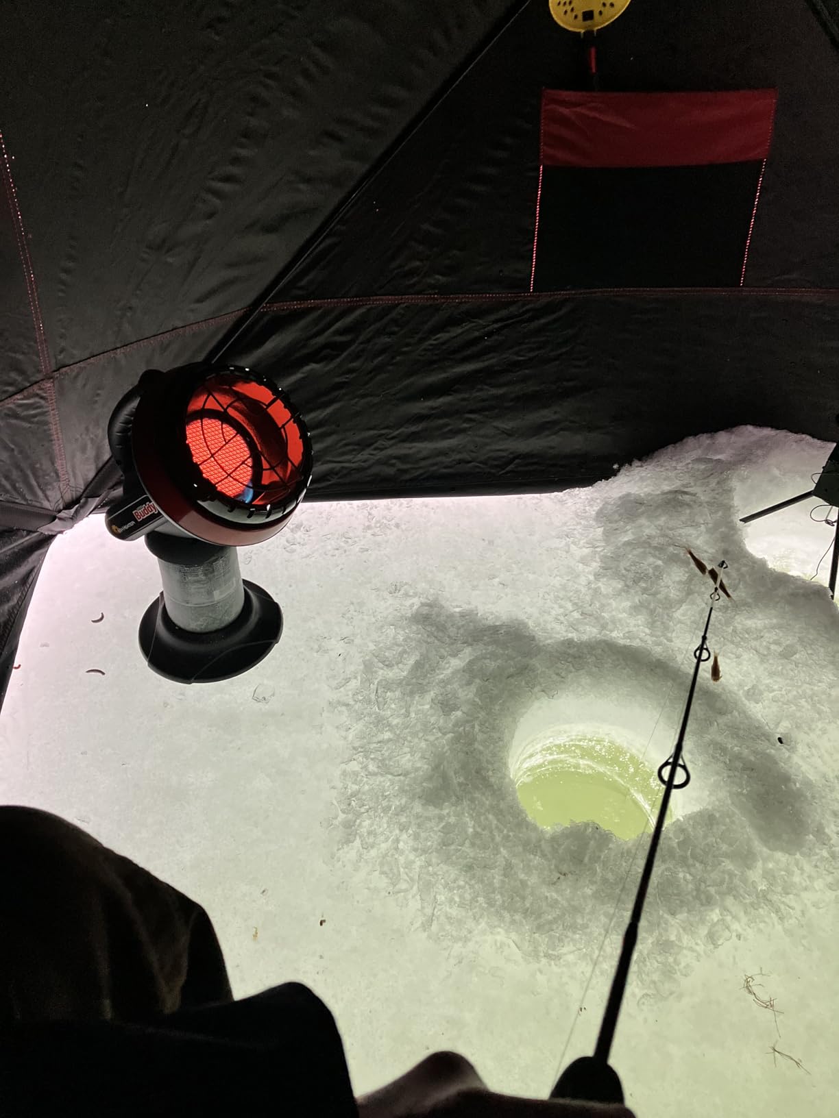 FishPRO Underwater Fishing Camera 4.3'' Ice Fishing Camera 1000 TVL w/ 65ft Magnetic-Spool, IR, USB-C, 5000mAh, Portable Fish Finder for Ice Lake Boat Kayak Fishing customer photo 1