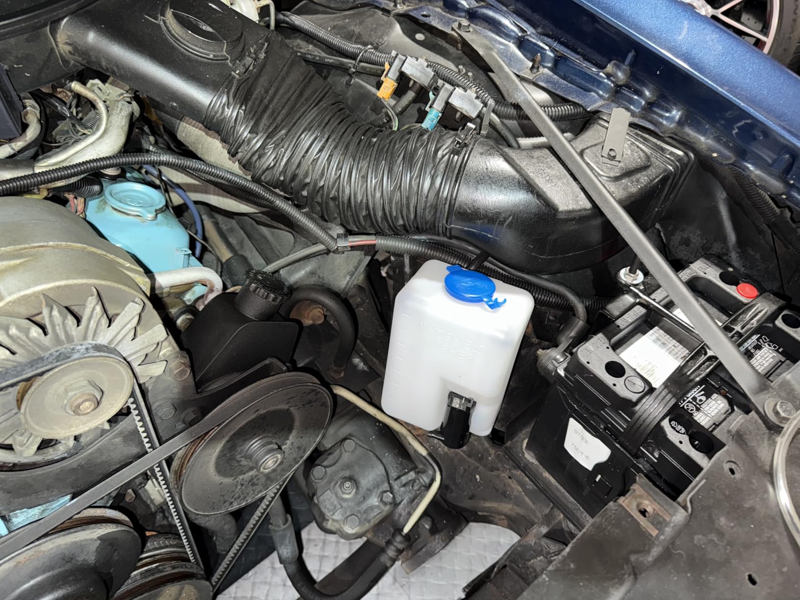12V Car Windshield Washer Pump Universal Reservoir Kit 99300 Fluid Reservoir Tank Bottle with Pump customer photo 6