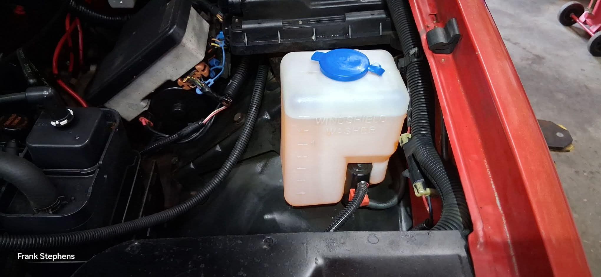 KEMIMOTO Universal Car Windshield Washer Pump Washer Fluid Reservoir Bottle Kit with Pump Jet Button Switch 12V Windshield Tank customer photo 1