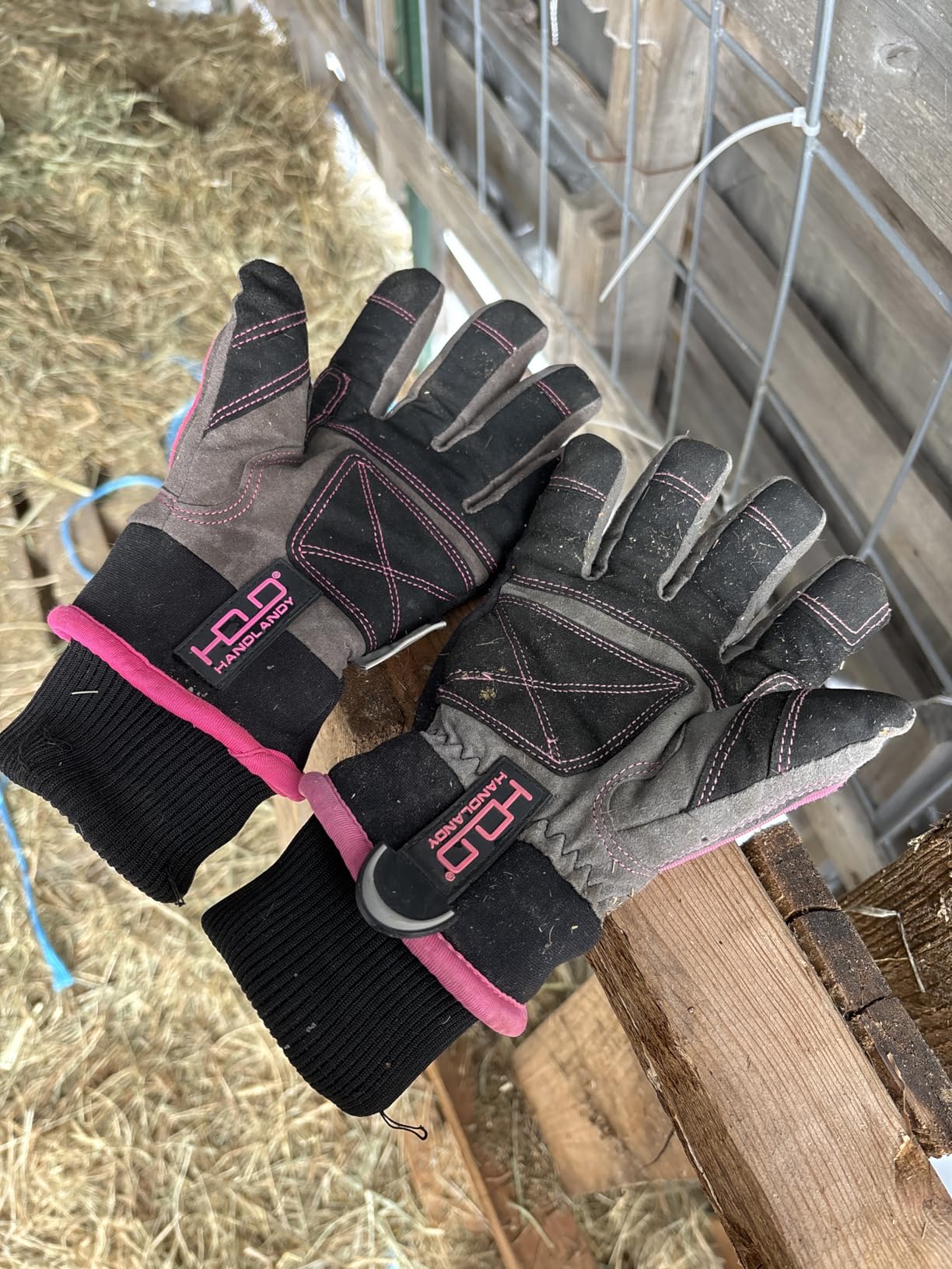 HANDLANDY Winter Work Gloves, 3M Thinsulate Waterproof Insulated Glove for Men Women customer photo 1