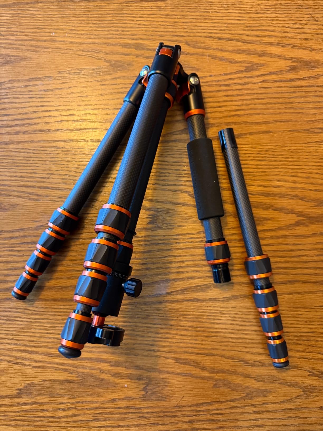K&F Concept 60 inch Carbon Fiber Camera Tripod, Super Lightweight Compact Travel Tripod with 360 Degree Ball Head, Quick Release Plate, Detachable Monopod 8KG Load Capacity for SLR DSLR C225C0 (BA225) customer photo 2