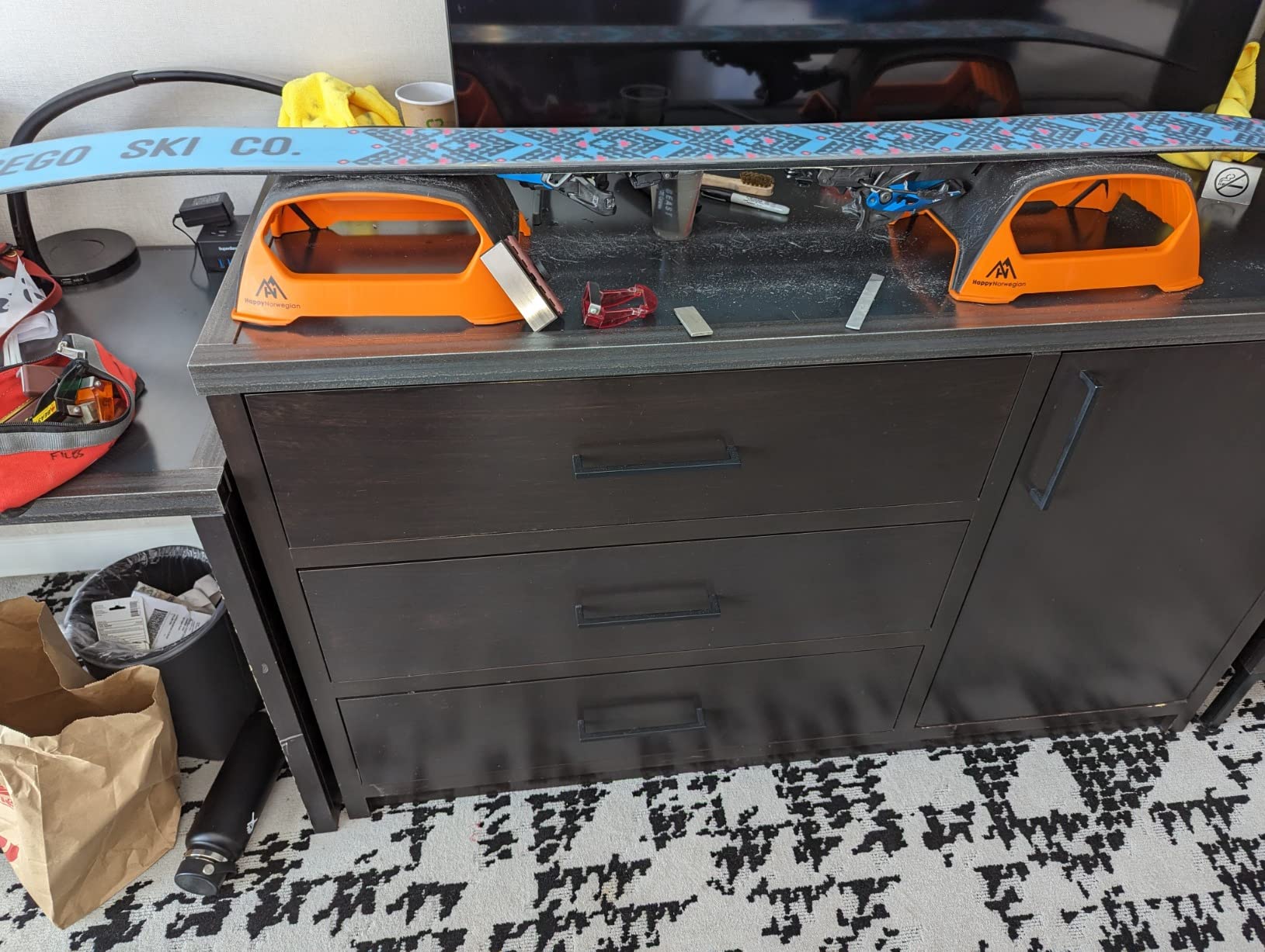 Mr.Grippy Ski Tuning Stand customer photo 1