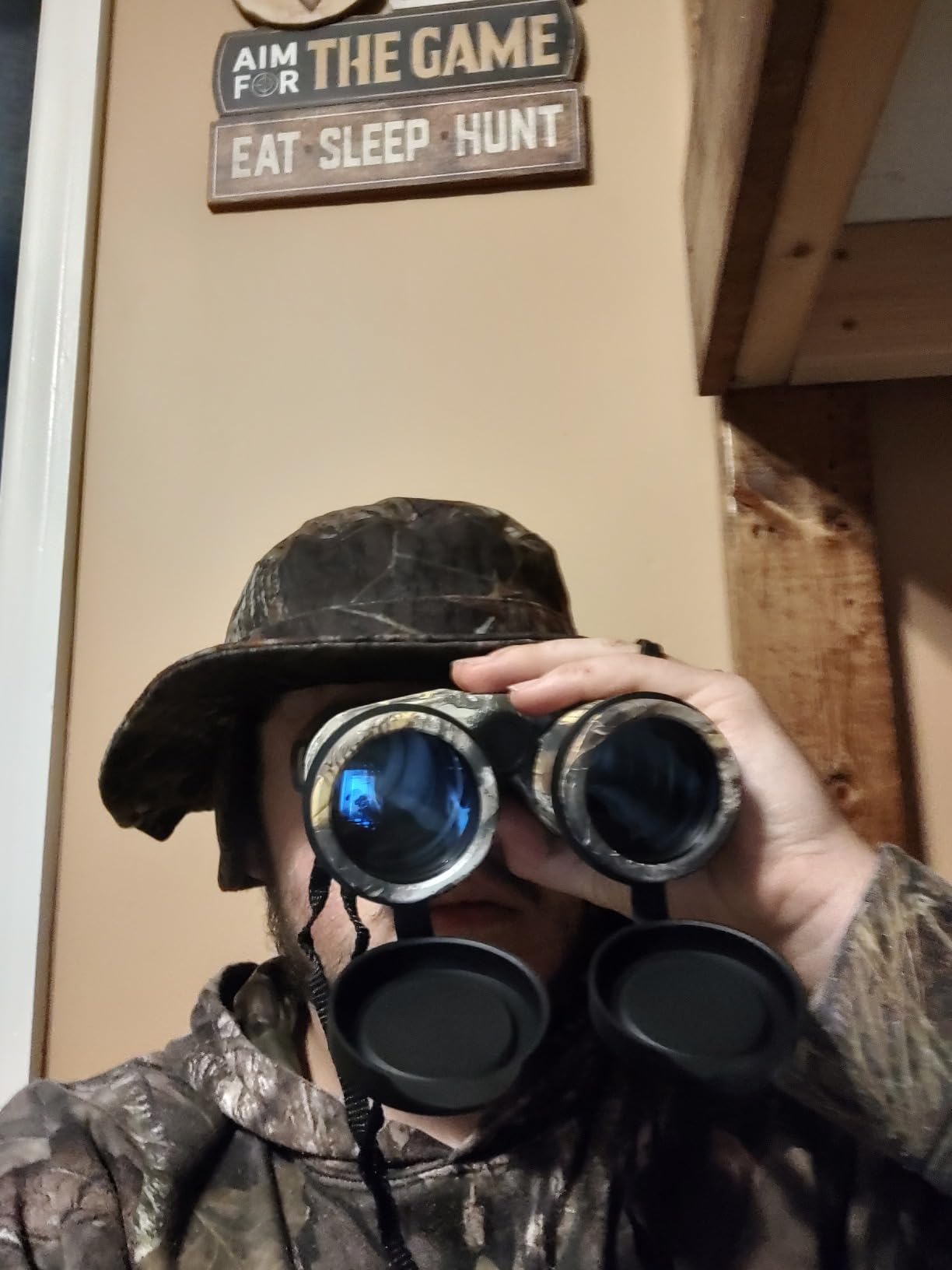 Bushnell Powerview 10x42 Bone Collector Binoculars - All-Purpose Adult Binoculars for Hunting, Birdwatching, Travel, Fishing & More, Realtree Edge Camo customer photo 1