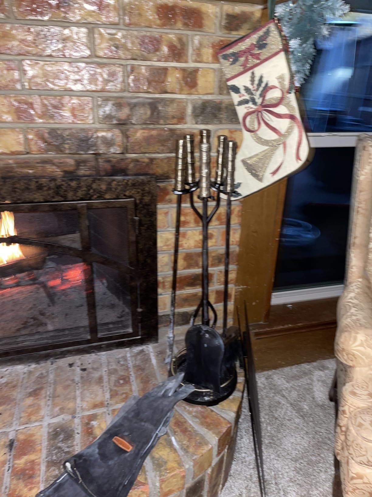 AMAGABELI GARDEN & HOME Fireplace Tools Set 5 Pcs Wrought Iron Indoor with Stand for Fire Place Kit Holder Wood Stove Hearth Accessories Chimney Fire Pit Tongs Shovel Brush Poker Fireset Outdoor Brass customer photo 1