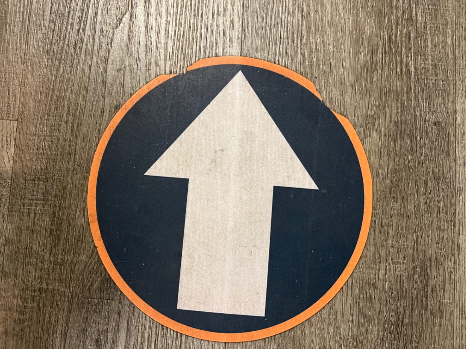 10 PCS Arrow Floor Sticker Directional Floor Decal Vinyl Sign Non-Slip Removable Reusable Commercial Grade Sign customer photo 1