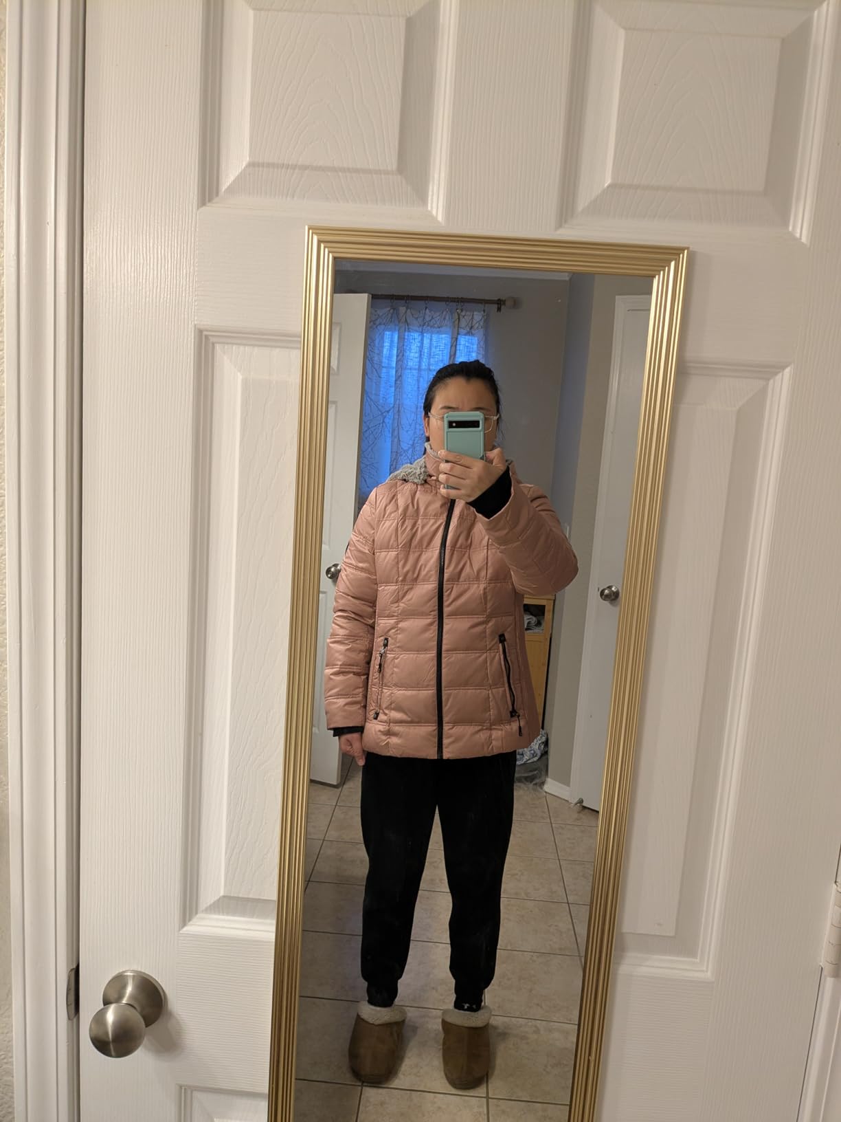 Women Down Puffer Jacket Warm Hooded Winter Down Puffer Coat with Faux-Fur Hood & Collar customer photo 1