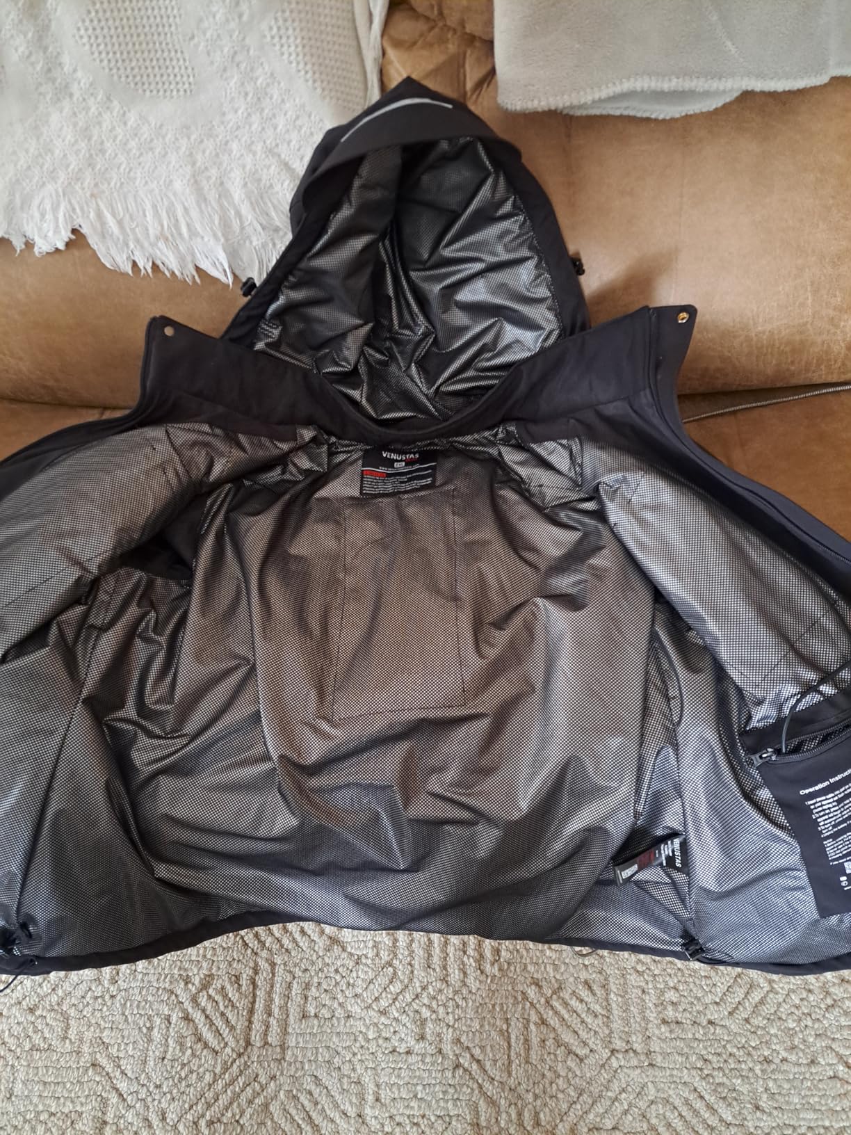 Men's Heated Jacket with Battery Pack, Waterproof & Windproof Electric Insulated Heated Coat with Detachable Hood customer photo 2