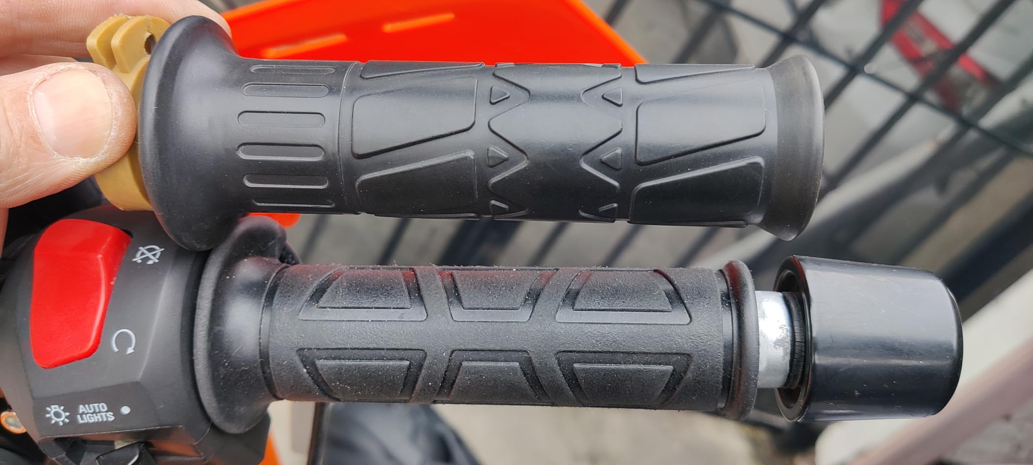 Qiilu Electric Heated Hand Grips for Motorcycle, Adjustable 22mm Black, 12W-24W customer photo 2