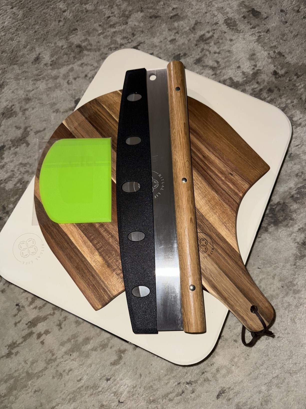 Pizza Stone for Oven and Grill Set - 5PCS Pizza Making Accessories Kit - 15 inch Pizza Stone with Handles, Pizza Peel, Pizza Cutter, Dough Tool - Baking Stone for Bread - Large Rectangular Oven Stones customer photo 1