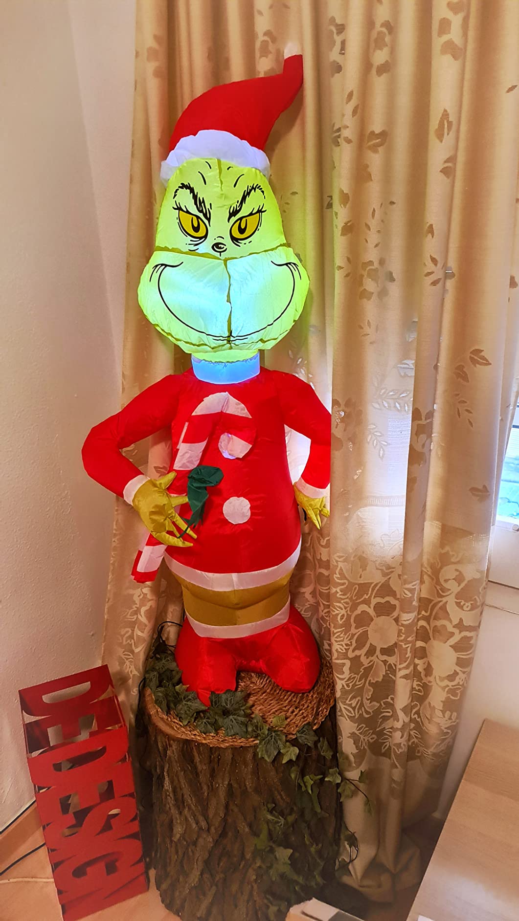 Gemmy 4FT Dr. Seuss Grinch with Candy Cane customer photo 2
