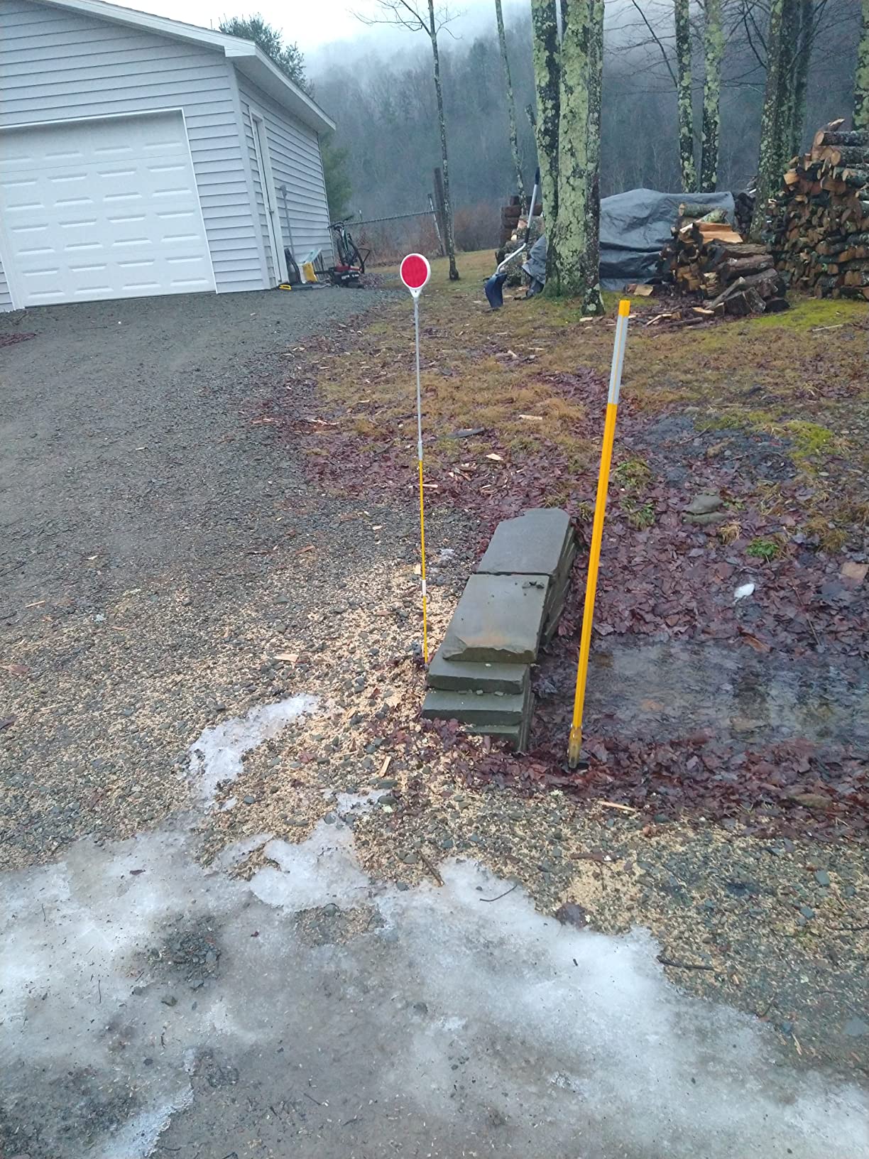 DXSIGN Reflective Driveway Markers, Reflectors for Driveway Entrance, Snow Plow Markers, 51 Inch Fiberglass Pole Double Sided Reflector for Driveway (Pack of 8) customer photo 2
