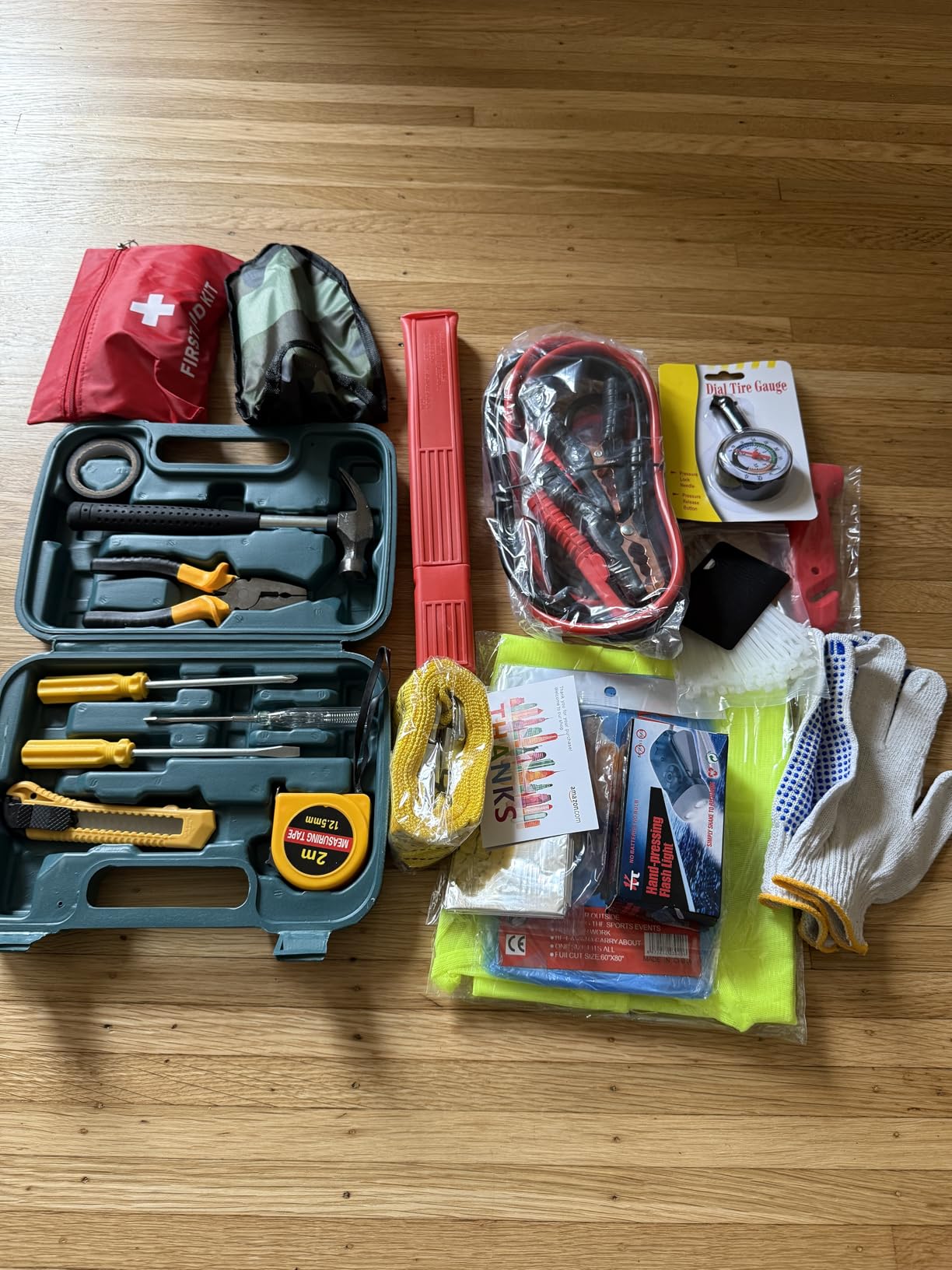 Car Emergency Roadside Tool Kit with Jumper Cable Shovel,Auto Truck Vehicle Assistant Safety Kit Bag for Men Women with First Aid Kit, Winter Basic Automobile Road Side Kit customer photo 1