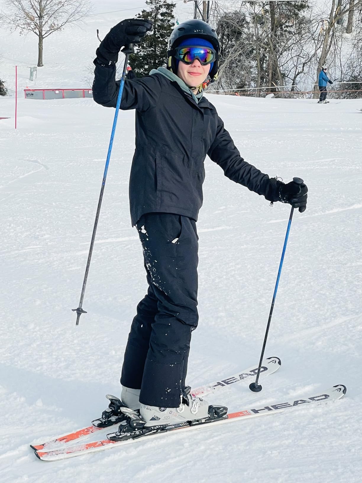 Amazon Essentials Men's Water-Resistant Insulated Snowboard Ski Snow Pant customer photo 1