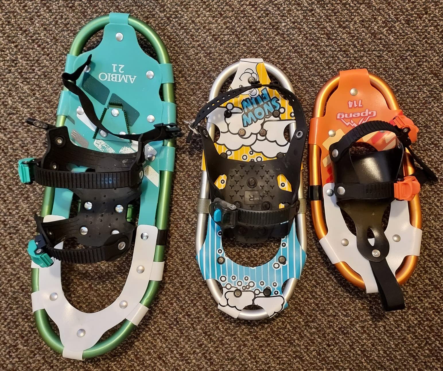 G2 16 Inch Kids Snowshoes with Snow Baskets and Storage Bag customer photo 1